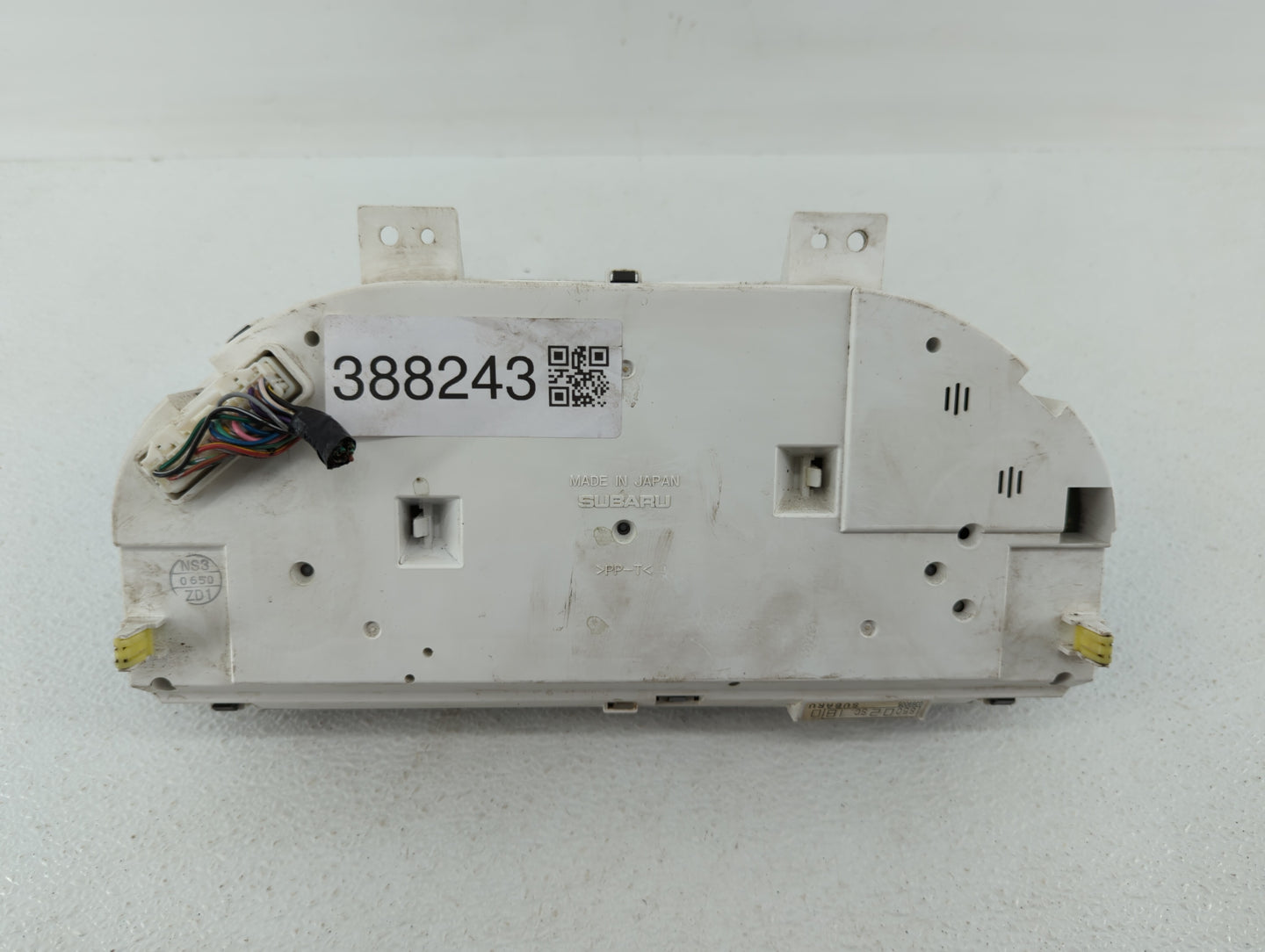 2010 Subaru Forester Instrument Cluster Speedometer Gauges P/N:85002SC180 Fits OEM Used Auto Parts - Oemusedautoparts1.com