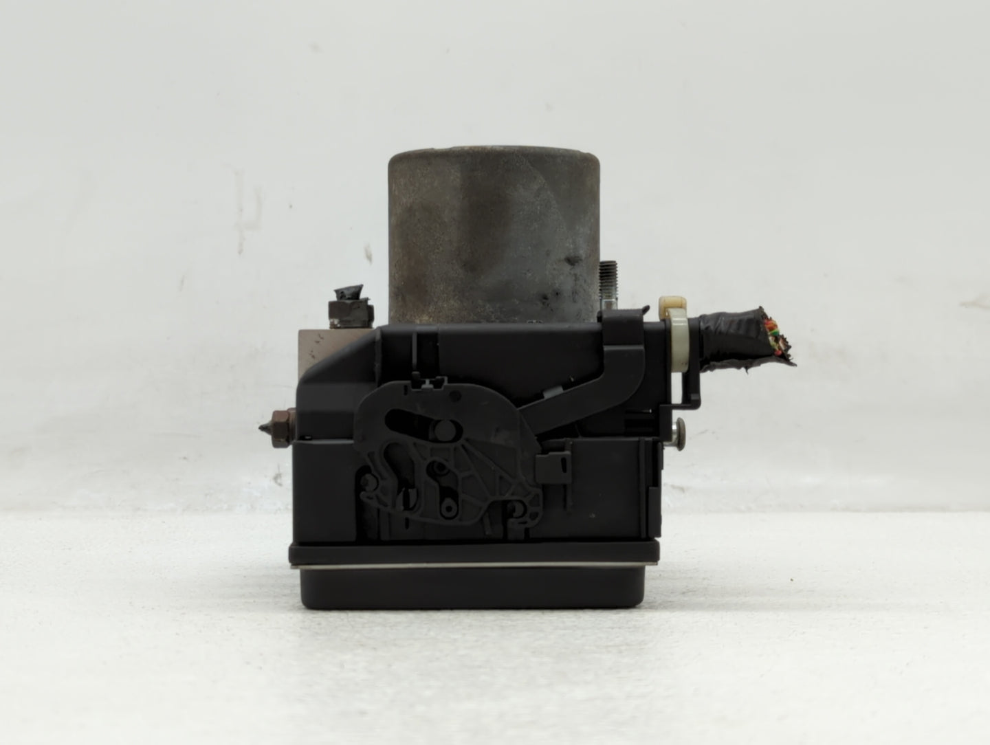 2009-2010 Subaru Forester ABS Pump Control Module Replacement P/N:0 265 230 199 27536SC002, 27536SC003 Fits Fits 2009 2010 O