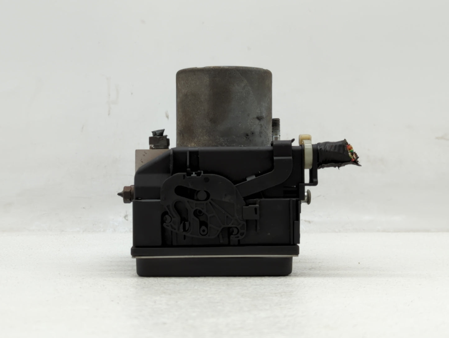 2009-2010 Subaru Forester ABS Pump Control Module Replacement P/N:0 265 230 199 27536SC002, 27536SC003 Fits Fits 2009 2010 O