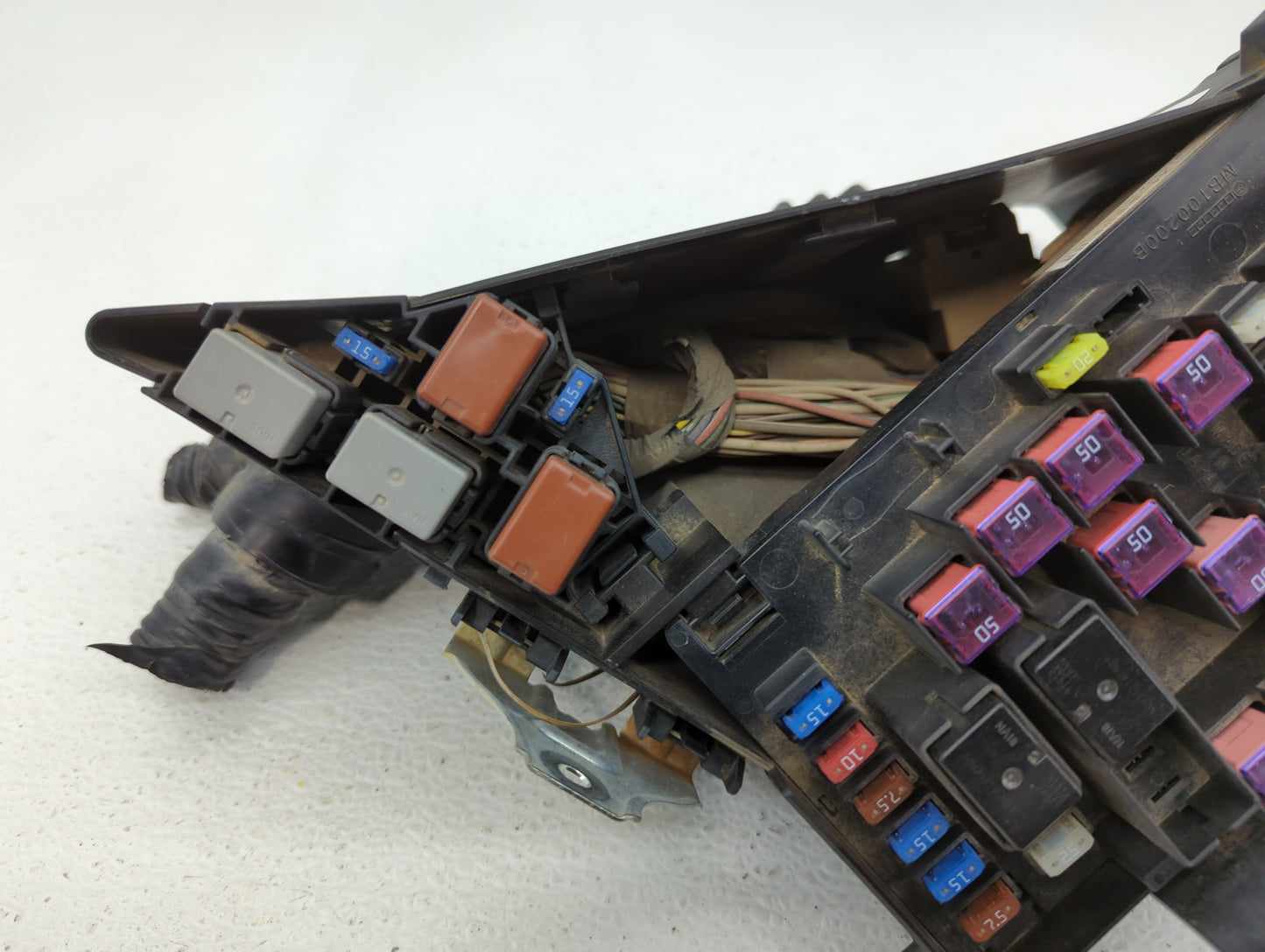 2010-2013 Subaru Forester Fusebox Fuse Box Panel Relay Module P/N:MB502096B MB100200B, MB502095B Fits Fits 2010 2011 2012 20