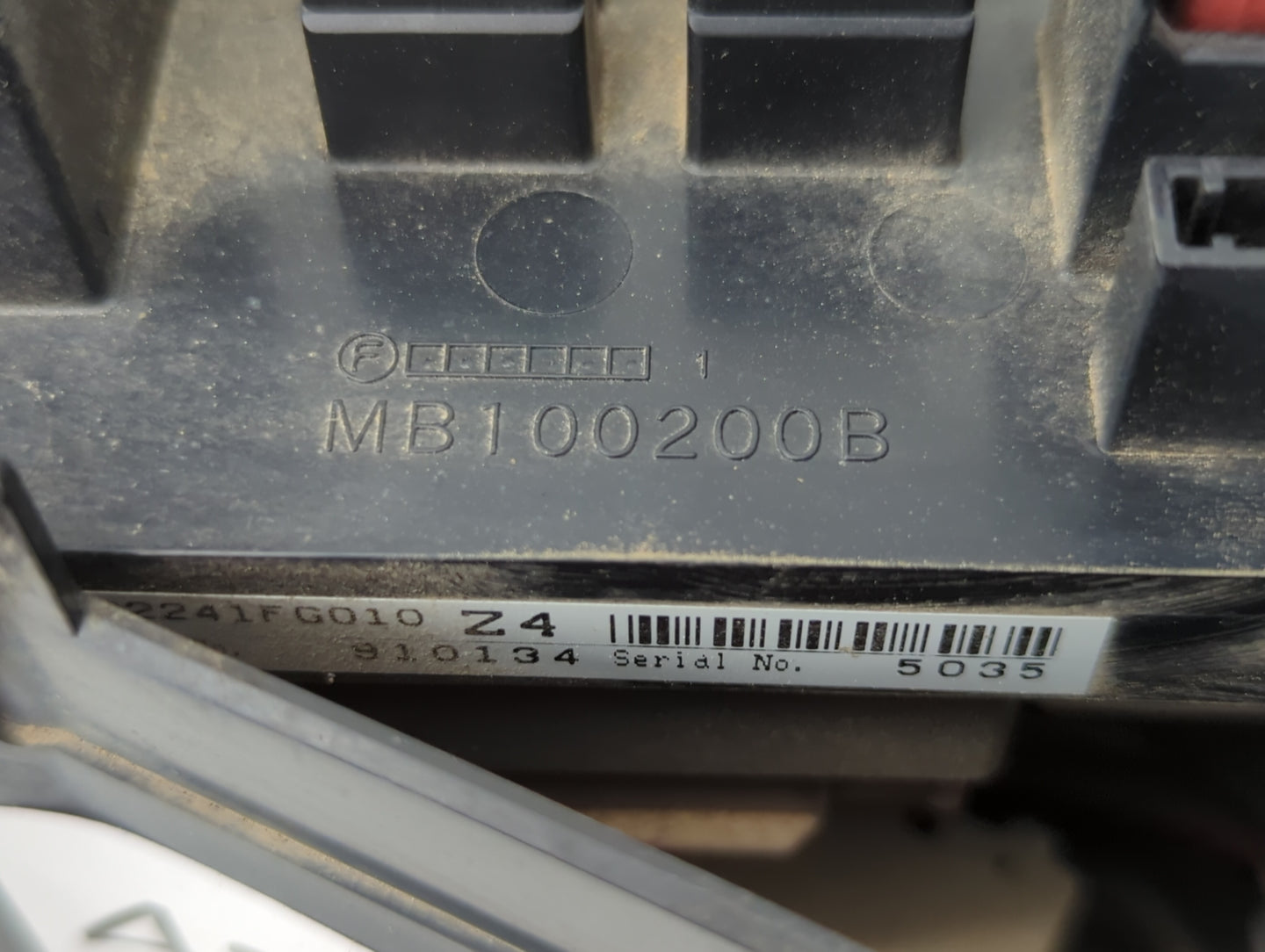 2010-2013 Subaru Forester Fusebox Fuse Box Panel Relay Module P/N:MB502096B MB100200B, MB502095B Fits Fits 2010 2011 2012 20