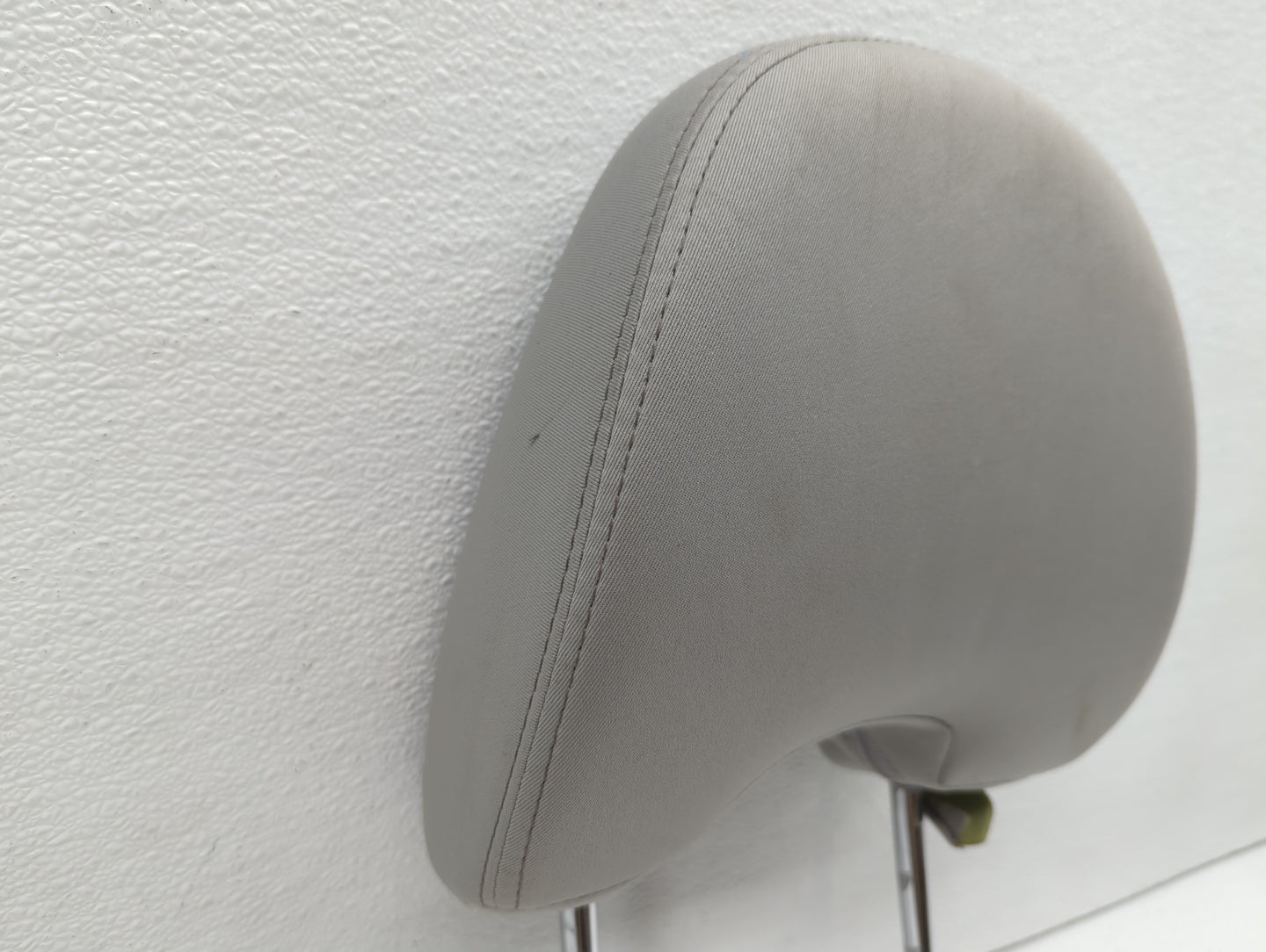 2010 Subaru Forester Headrest Head Rest Front Driver Passenger Seat Grey - Oemusedautoparts1.com