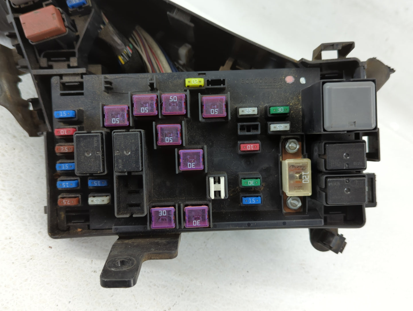 2010-2013 Subaru Forester Fusebox Fuse Box Panel Relay Module P/N:MB100200B Fits Fits 2010 2011 2012 2013 OEM Used Auto Part