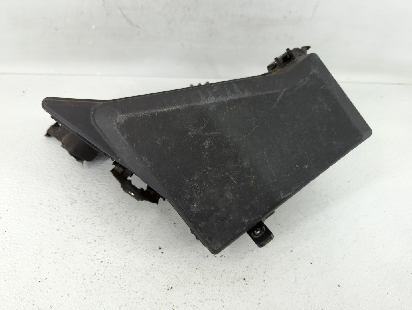 2009 Subaru Forester Fusebox Fuse Box Panel Relay Module P/N:MB100200B Fits Fits 2008 2010 2011 OEM Used Auto Parts - Oemuse