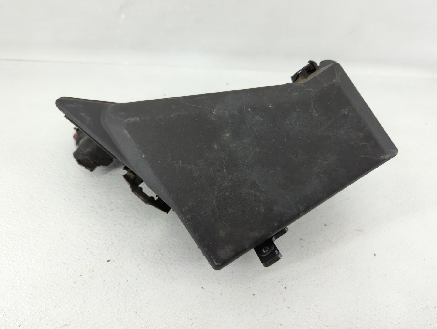 2010-2013 Subaru Forester Fusebox Fuse Box Panel Relay Module P/N:MB100200B Fits Fits 2010 2011 2012 2013 OEM Used Auto Part
