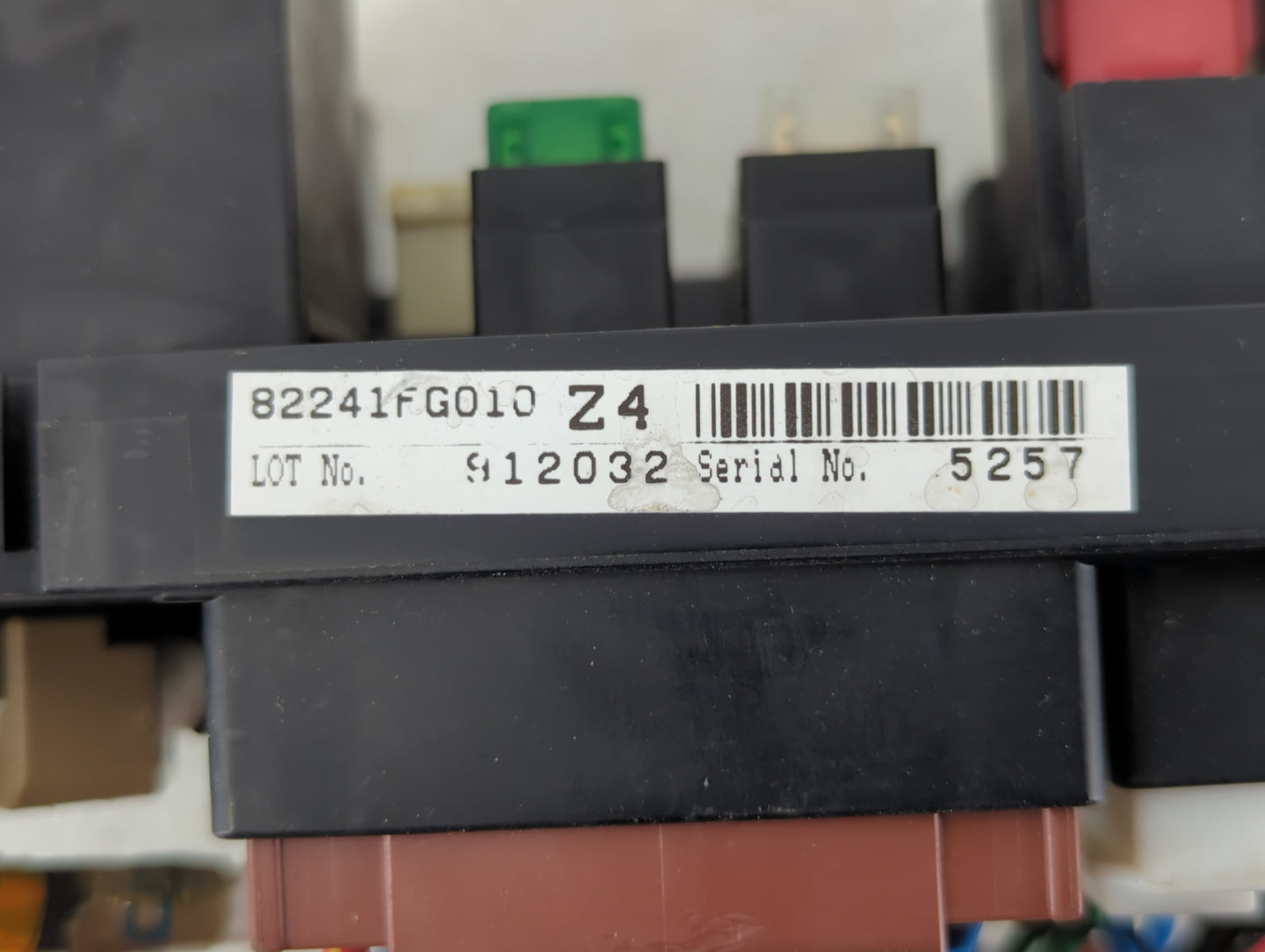 2010-2013 Subaru Forester Fusebox Fuse Box Panel Relay Module P/N:82241FG010 MB100200B Fits Fits 2010 2011 2012 2013 OEM Use