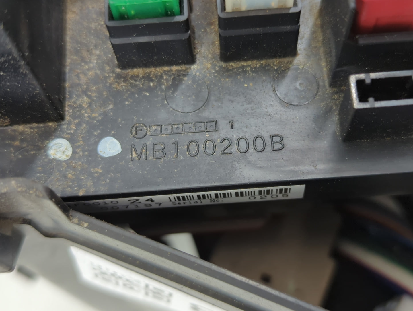 2010-2013 Subaru Forester Fusebox Fuse Box Panel Relay Module P/N:MB100200B Fits Fits 2010 2011 2012 2013 OEM Used Auto Part