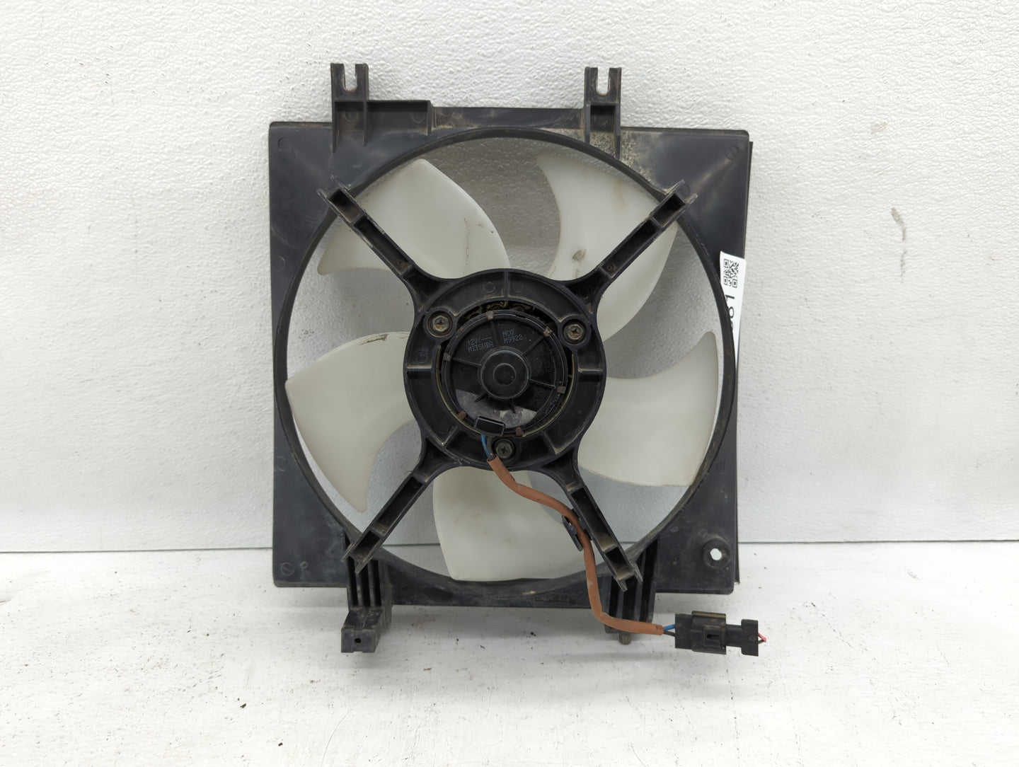 Subaru Forester Left Radiator Fan Motor Assembly Cream - Oemusedautoparts1.com