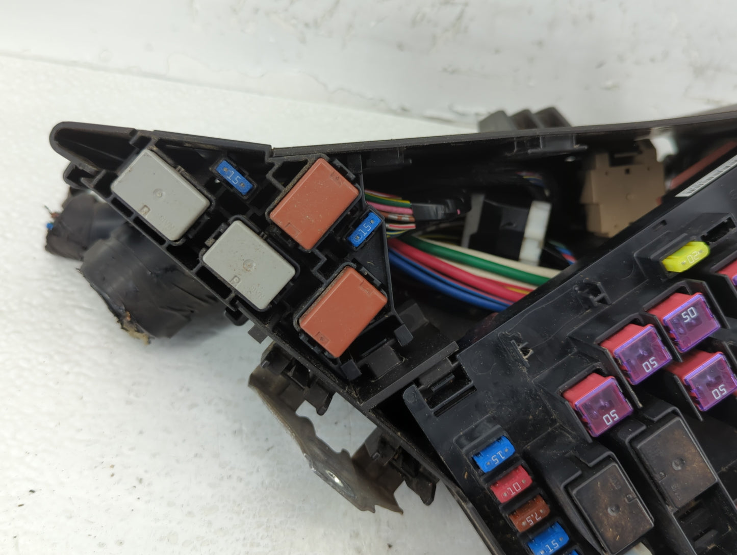 2010-2013 Subaru Forester Fusebox Fuse Box Panel Relay Module P/N:82241FG010 MB100200B Fits Fits 2010 2011 2012 2013 OEM Use