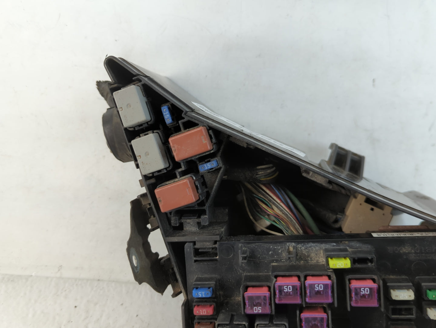 2010-2013 Subaru Forester Fusebox Fuse Box Panel Relay Module P/N:MB100200B Fits Fits 2010 2011 2012 2013 OEM Used Auto Part