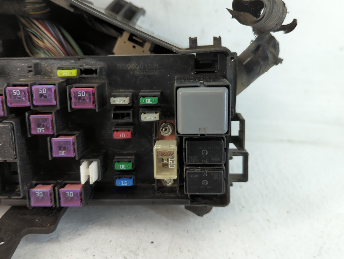 2010-2013 Subaru Forester Fusebox Fuse Box Panel Relay Module P/N:MB100200B Fits Fits 2010 2011 2012 2013 OEM Used Auto Part