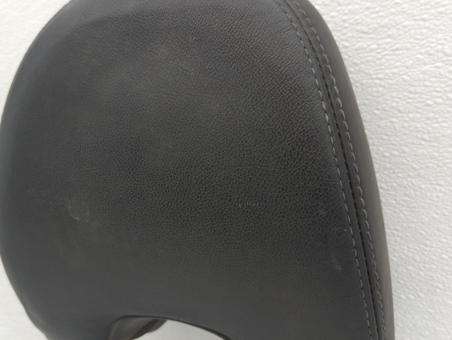 2010 Subaru Forester Headrest Head Rest Front Driver Passenger Seat Black - Oemusedautoparts1.com