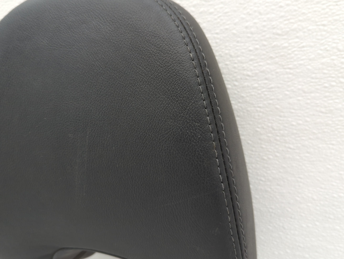 2010 Subaru Forester Headrest Head Rest Rear Seat Black - Oemusedautoparts1.com
