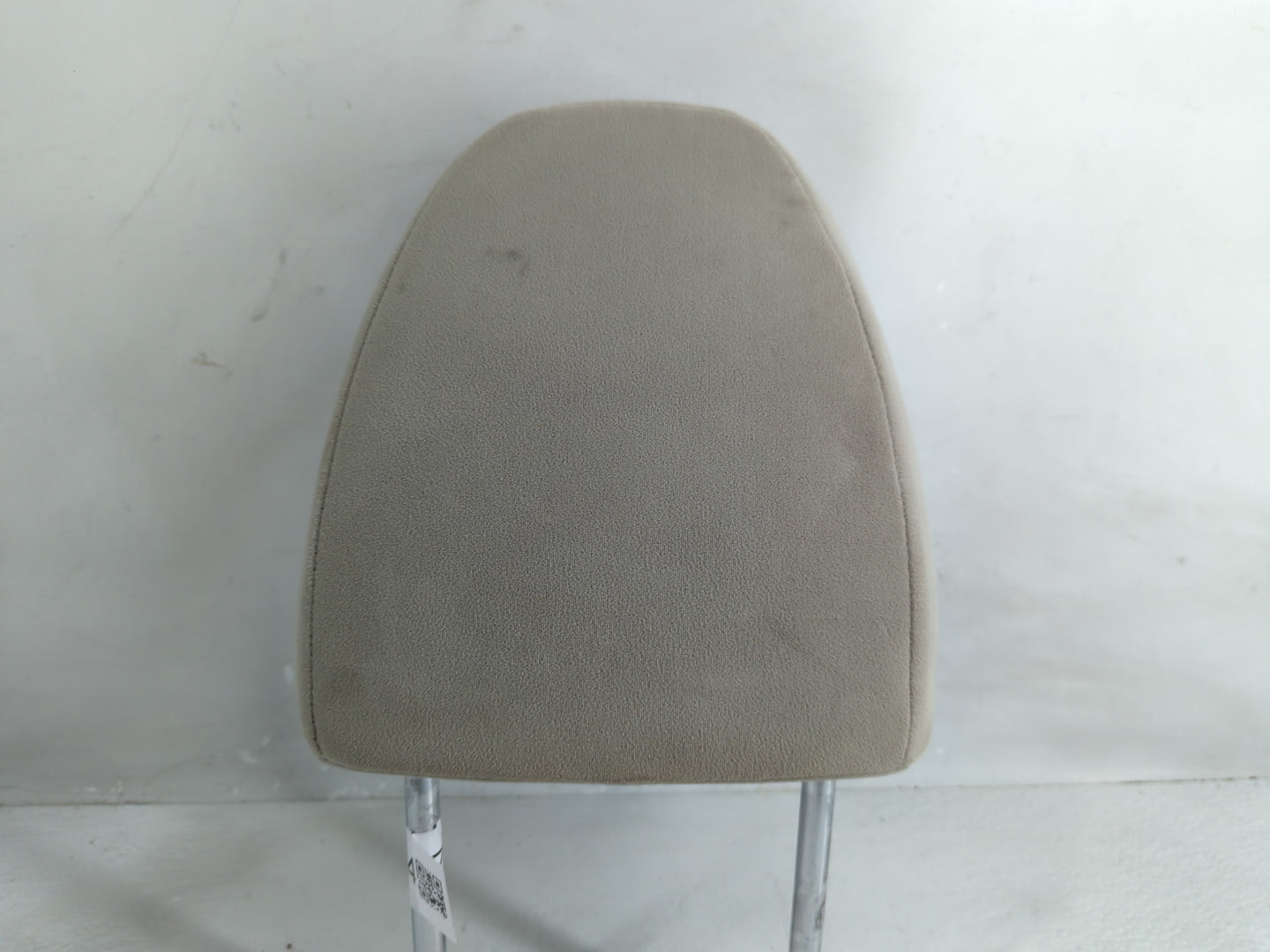 2010 Subaru Impreza Headrest Head Rest Rear Seat Fits OEM Used Auto Parts - Oemusedautoparts1.com