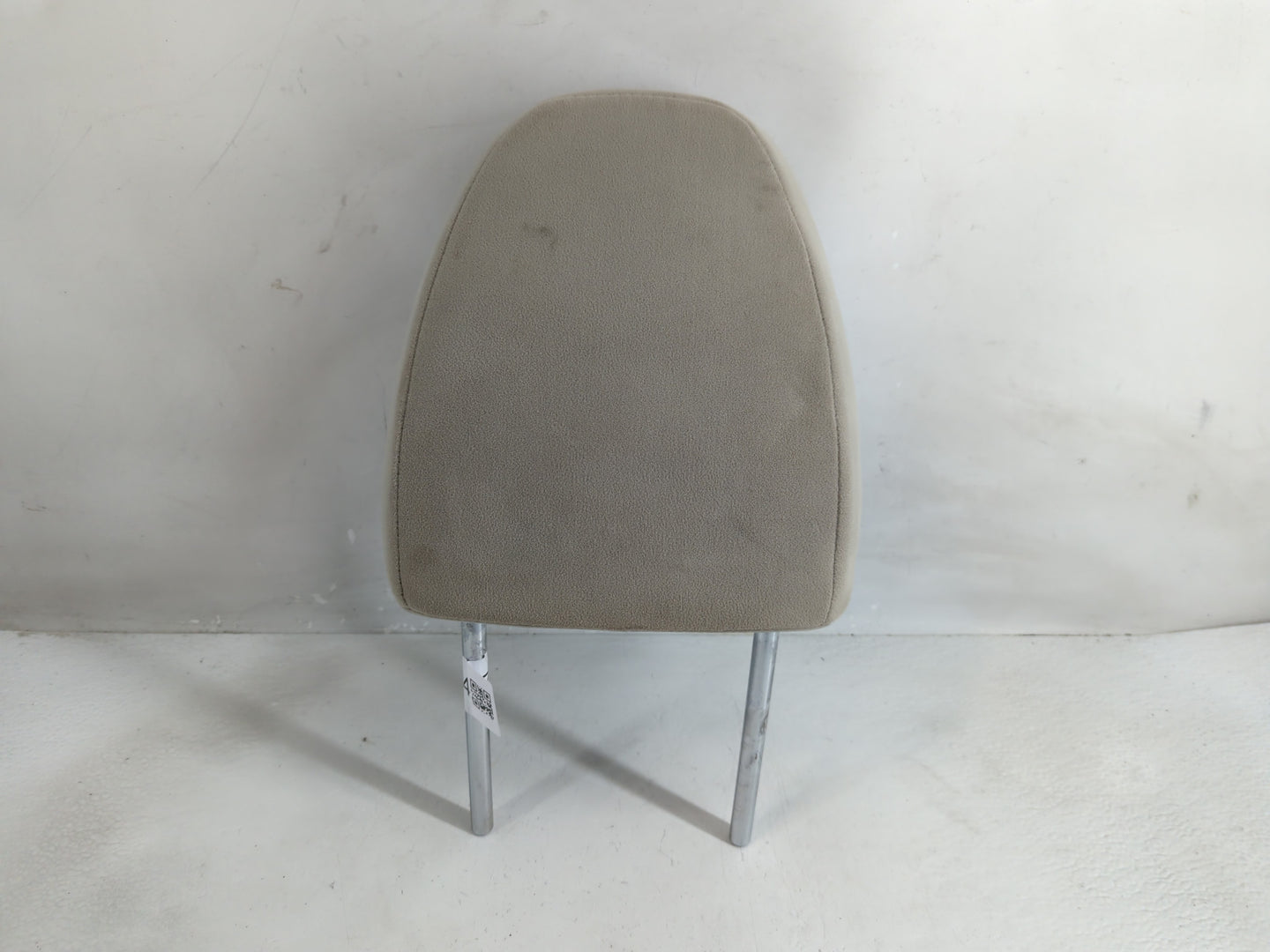 2010 Subaru Impreza Headrest Head Rest Rear Seat Fits OEM Used Auto Parts - Oemusedautoparts1.com