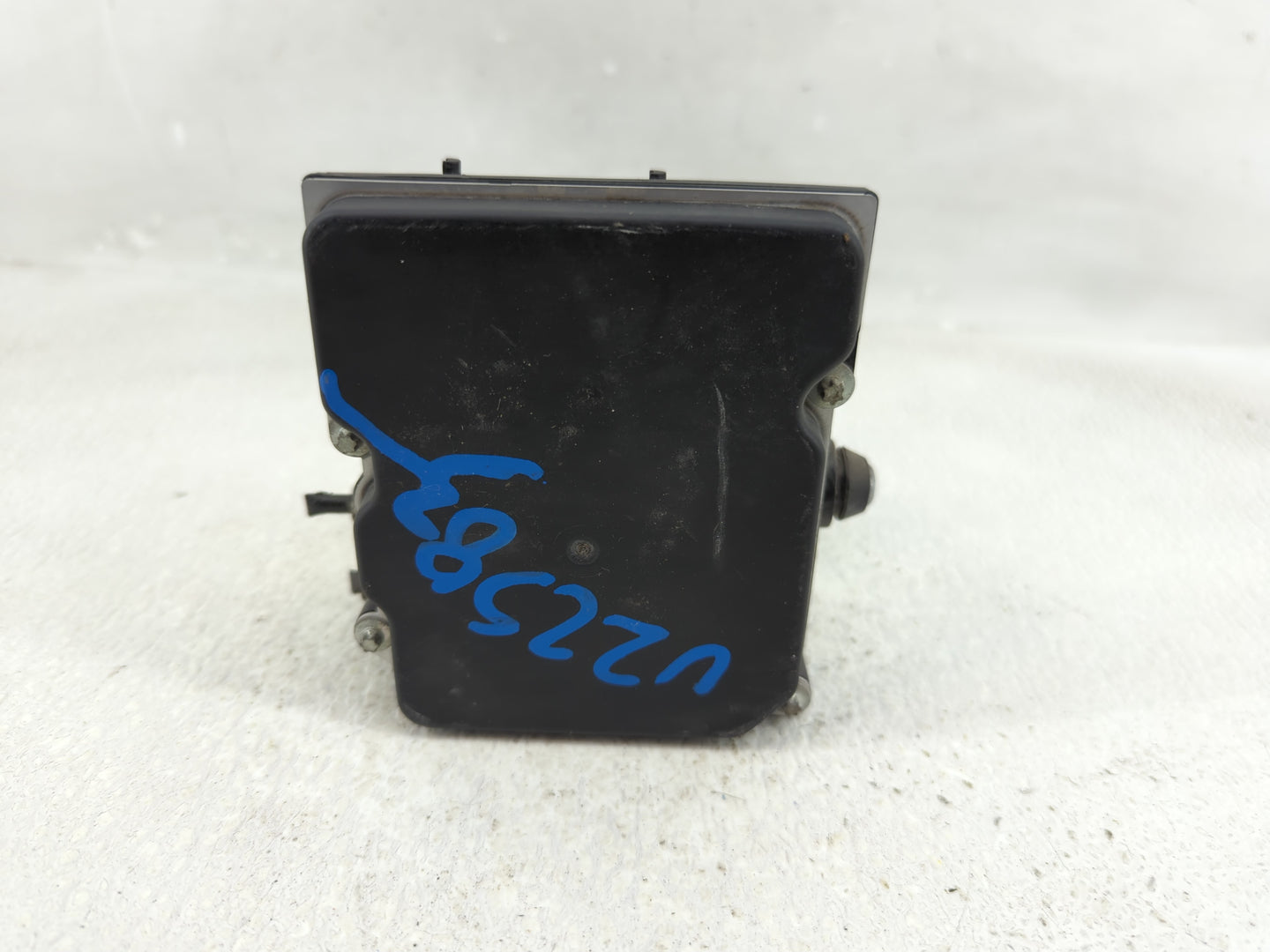2010 Subaru Impreza Throttle Body P/N:27536FG040 Fits OEM Used Auto Parts - Oemusedautoparts1.com