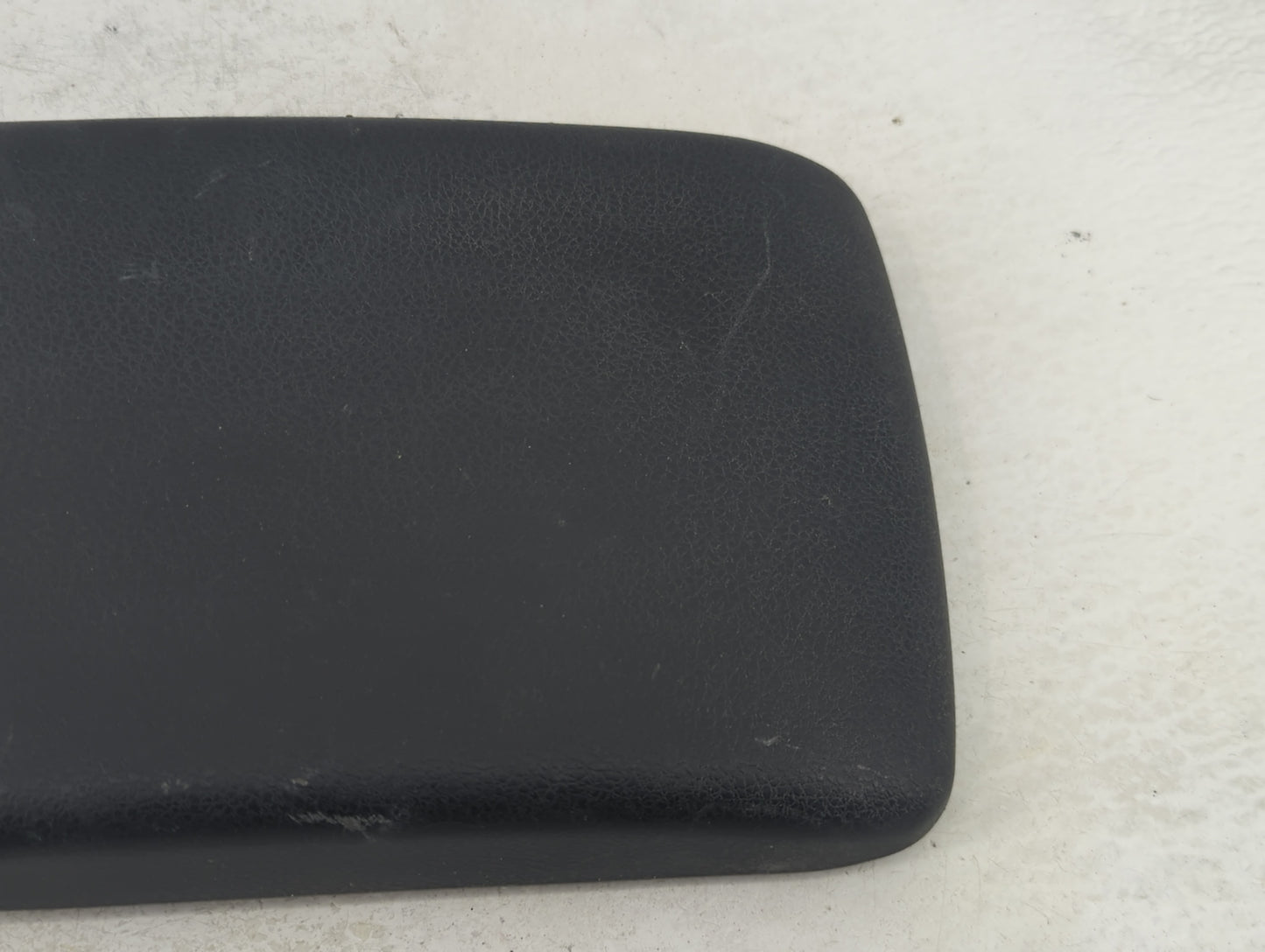 2010 Subaru Impreza Center Console Armrest Cover Lid Fits OEM Used Auto Parts - Oemusedautoparts1.com