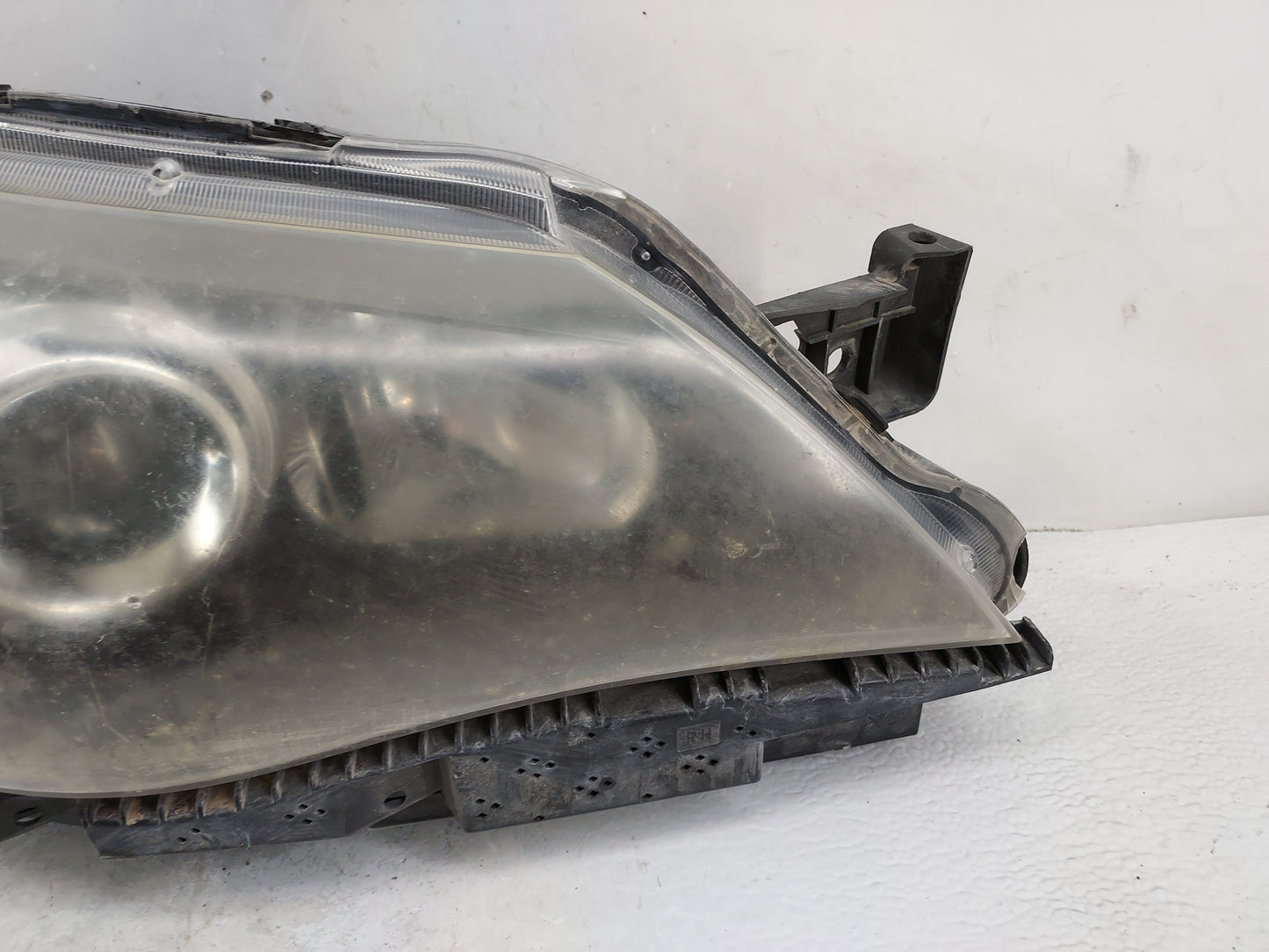 2008-2011 Subaru Impreza Driver Left Oem Head Light Headlight Lamp - Oemusedautoparts1.com