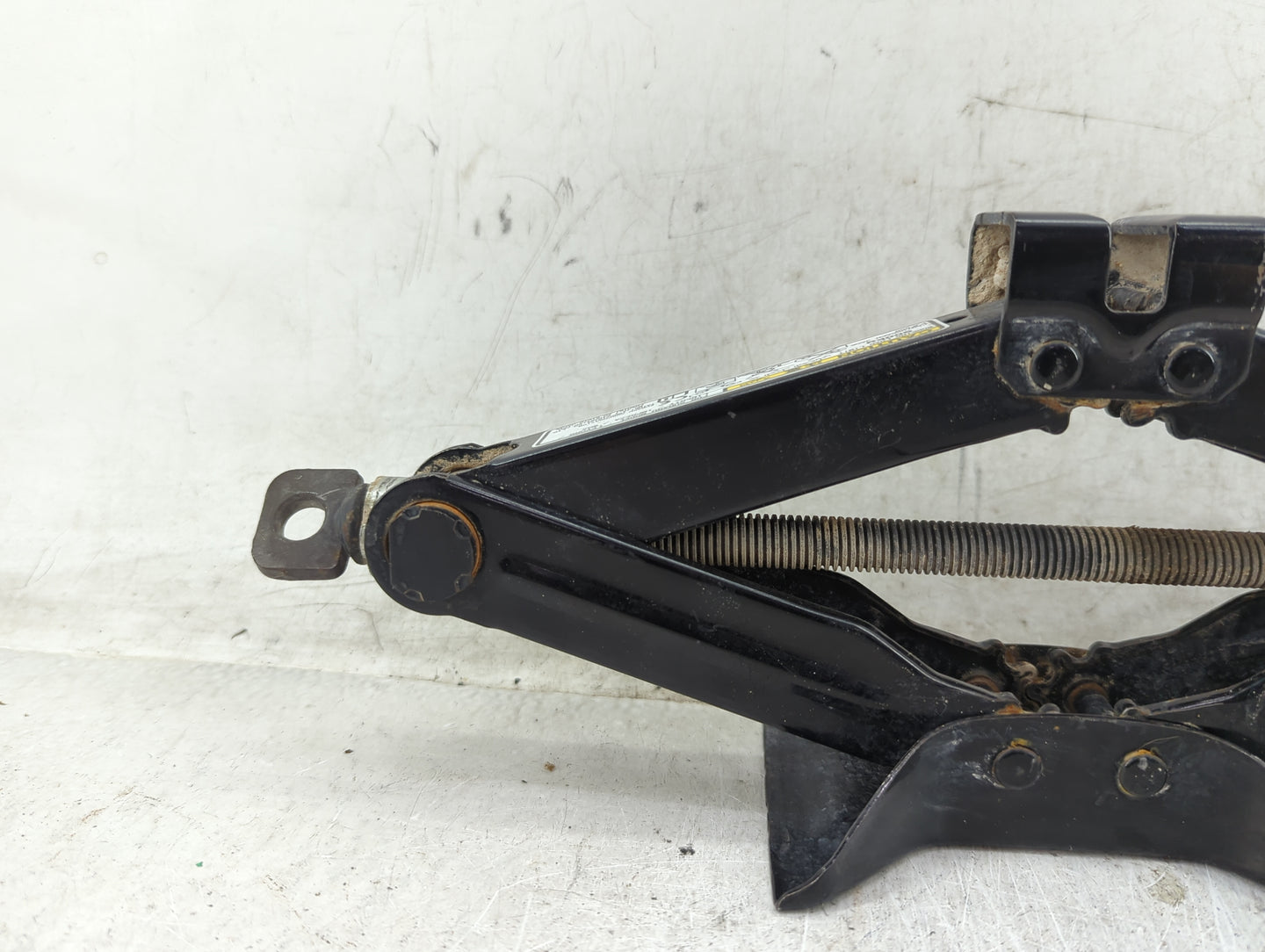 2010 Subaru Impreza Spare Scissor Car Jack 1429276 - Oemusedautoparts1.com