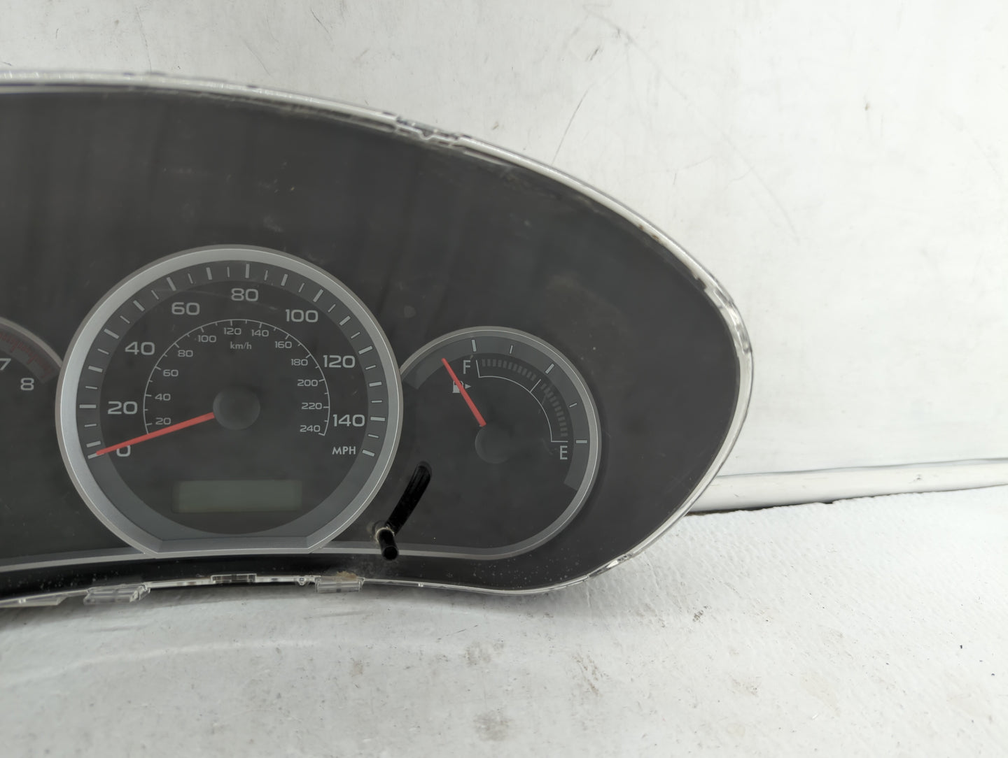 2010-2011 Subaru Impreza Instrument Cluster Speedometer Gauges P/N:85003FG760 Fits Fits 2010 2011 OEM Used Auto Parts - Oemu