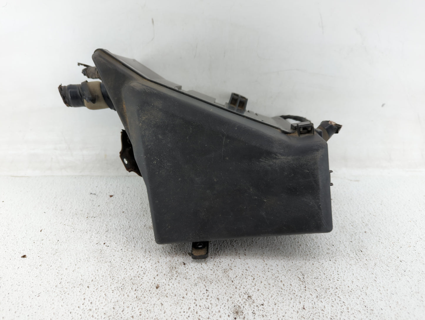 2008-2011 Subaru Impreza Fusebox Fuse Box Panel Relay Module P/N:MB502095B MB502071B, MB100200B Fits Fits 2008 2009 2010 201