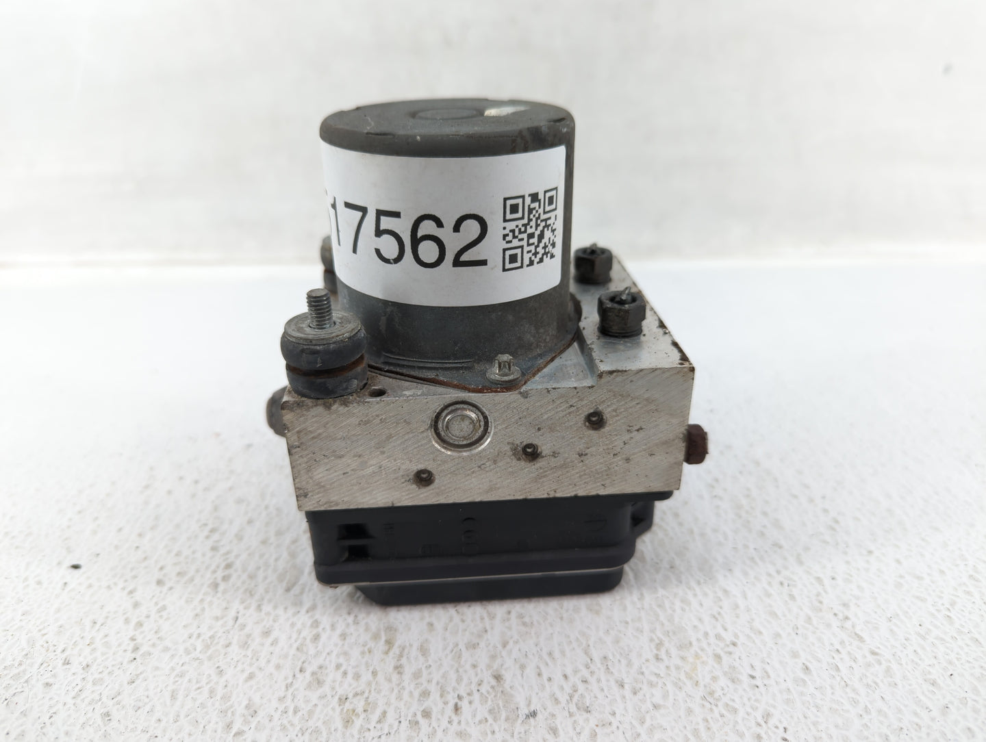 2008-2011 Subaru Impreza ABS Pump Control Module Replacement P/N:2756T G040 Fits Fits 2008 2009 2010 2011 OEM Used Auto Part