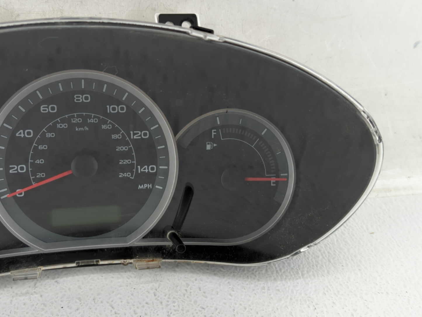 2010-2011 Subaru Impreza Instrument Cluster Speedometer Gauges P/N:8503FG750 Fits Fits 2010 2011 OEM Used Auto Parts - Oemus