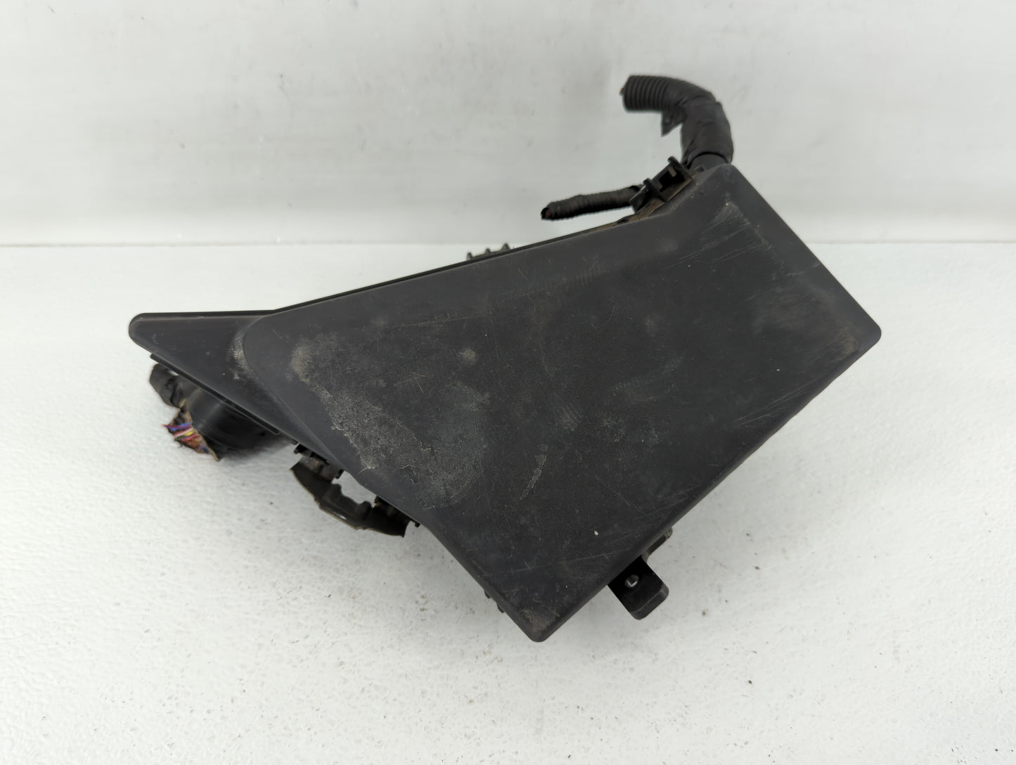 2010-2014 Subaru Impreza Fusebox Fuse Box Panel Relay Module P/N:MB100200B Fits Fits 2010 2011 2012 2013 2014 OEM Used Auto 