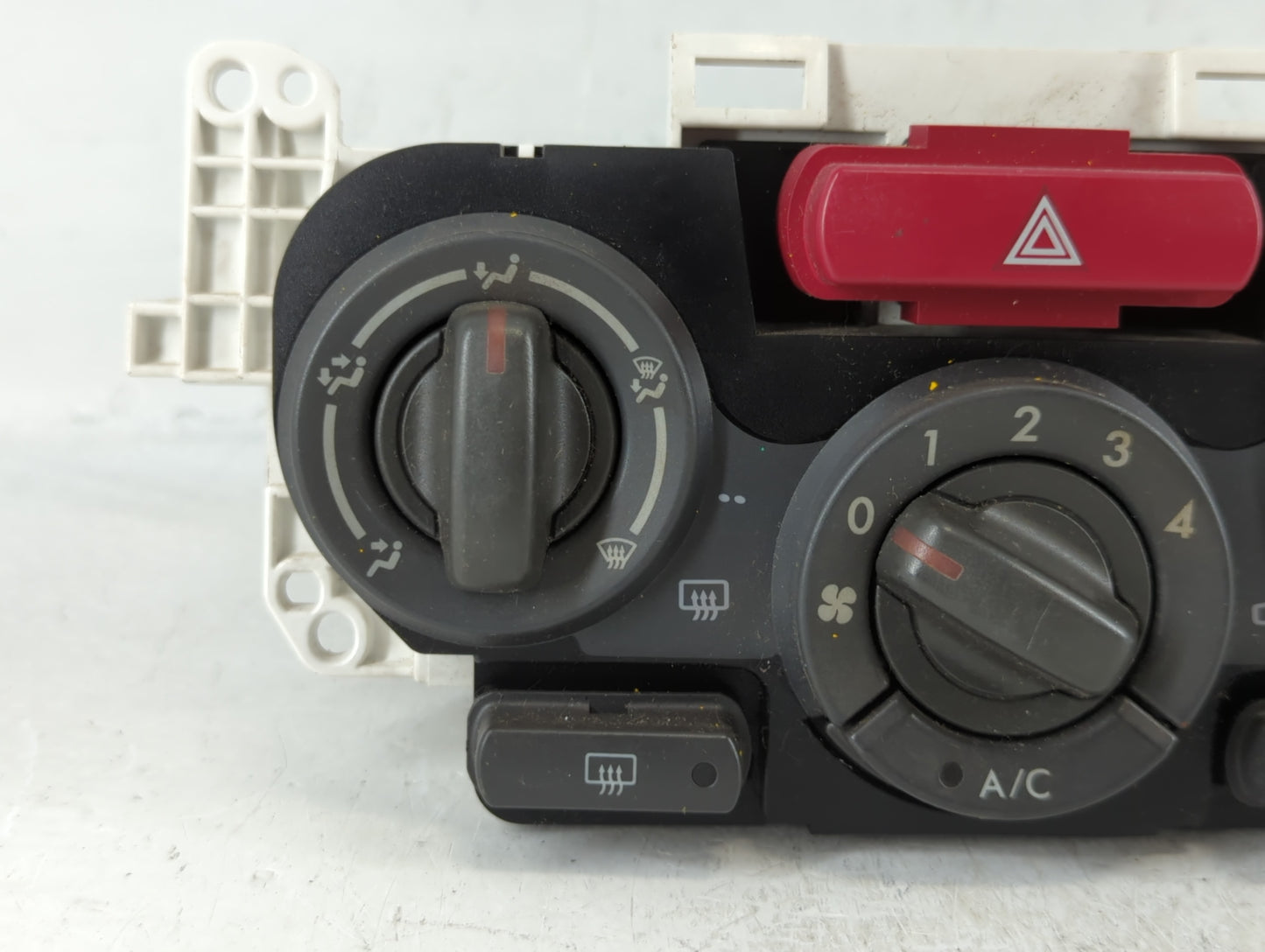 2008-2014 Subaru Impreza Climate Control Module Temperature AC/Heater Replacement P/N:502703-2384 Fits OEM Used Auto Parts -