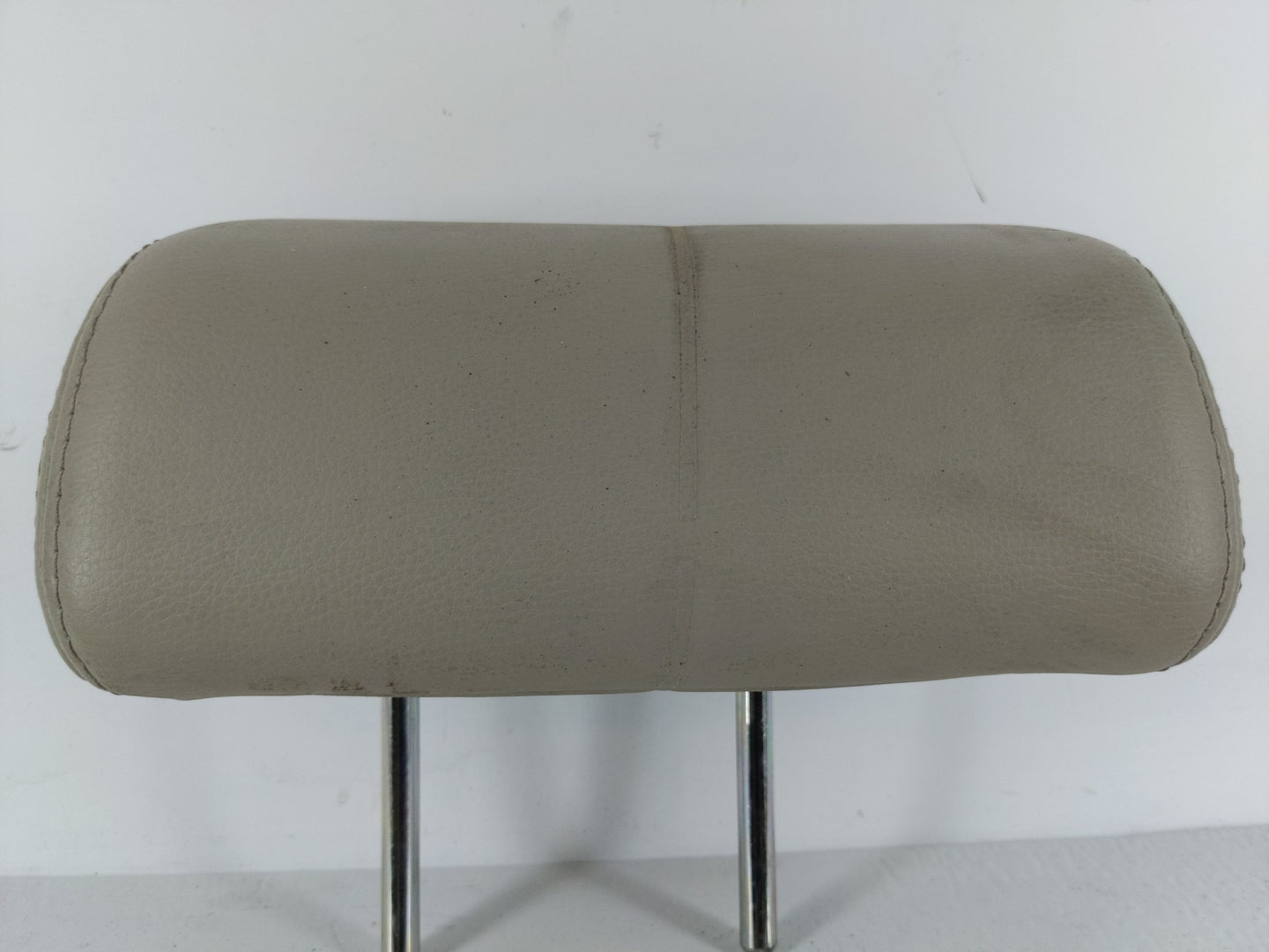 2010 Subaru Legacy Headrest Head Rest Rear Center Seat Fits OEM Used Auto Parts - Oemusedautoparts1.com