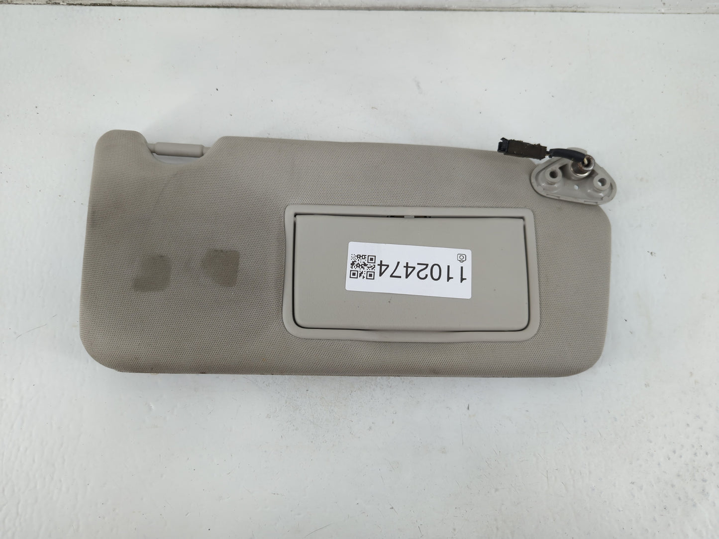 2010-2014 Subaru Legacy Sun Visor Shade Replacement Passenger Right Mirror Fits Fits 2010 2011 2012 2013 2014 OEM Used Auto 