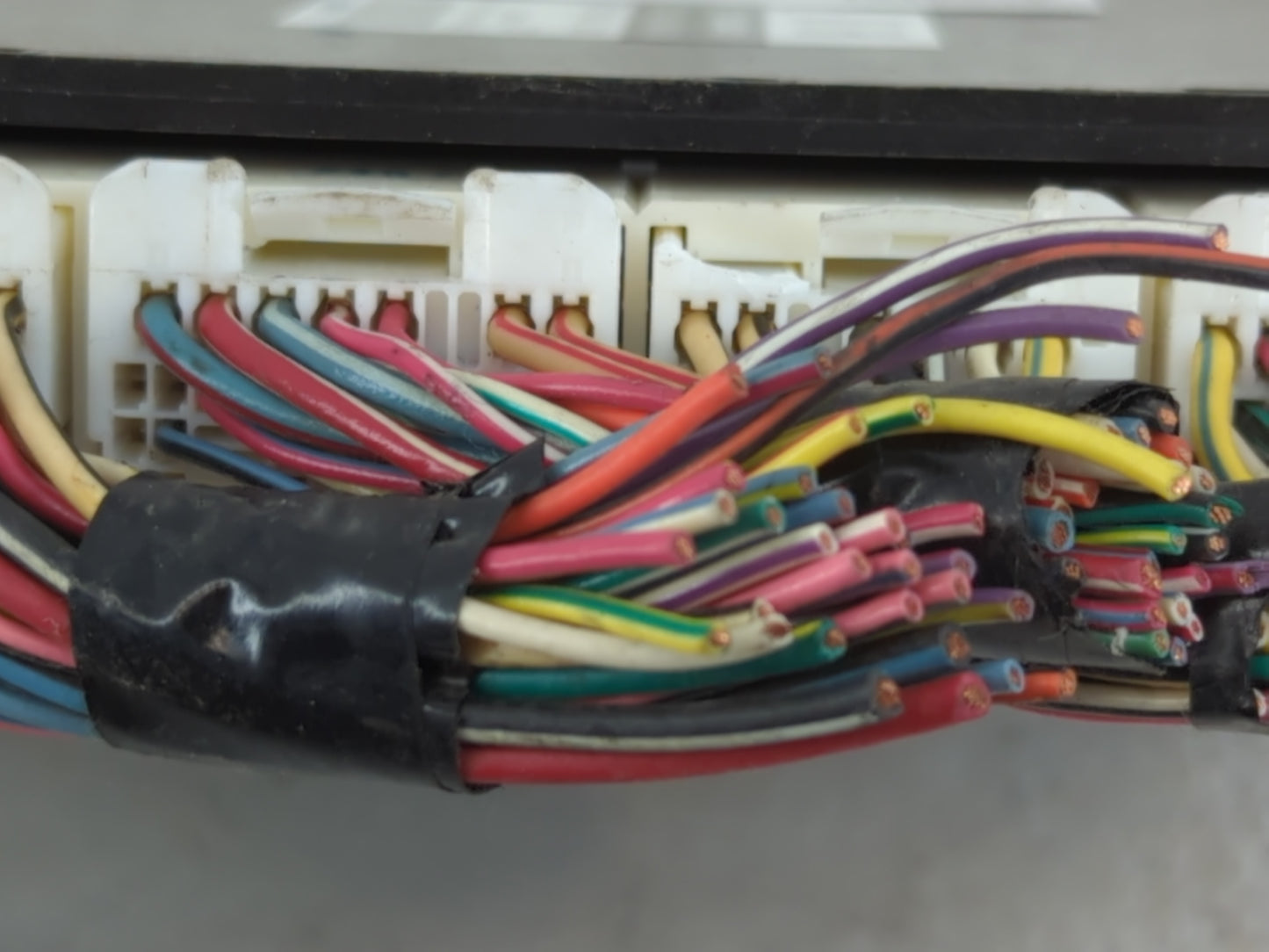 2010 Subaru Legacy PCM Engine Control Computer ECU ECM PCU OEM P/N:TN112400-2481 22765AA05A Fits OEM Used Auto Parts - Oemus