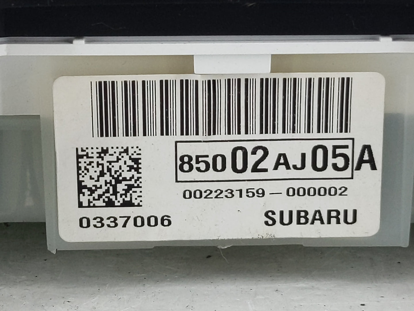 2010 Subaru Legacy Instrument Cluster Speedometer Gauges P/N:85002AJ05A Fits OEM Used Auto Parts - Oemusedautoparts1.com