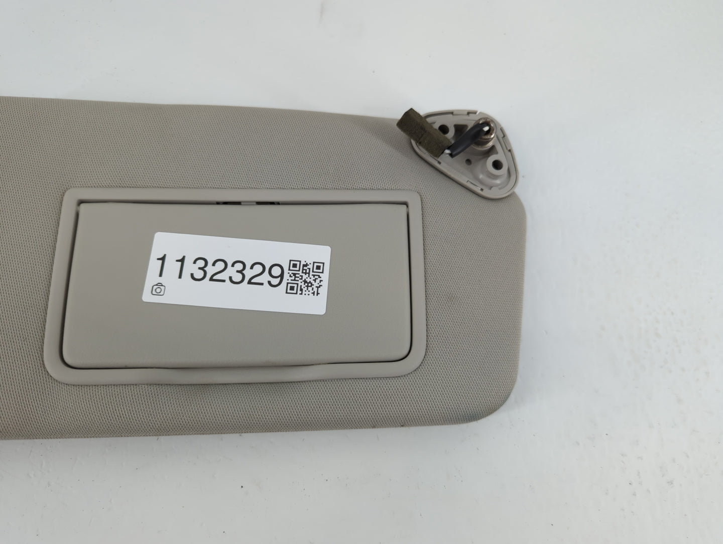 2010-2014 Subaru Legacy Sun Visor Shade Replacement Passenger Right Mirror Fits Fits 2010 2011 2012 2013 2014 OEM Used Auto 