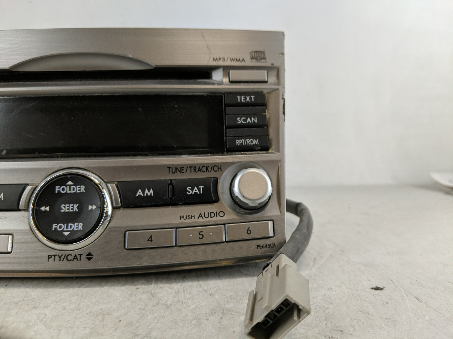 2010-2012 Subaru Legacy Radio AM FM Cd Player Receiver Replacement Fits Fits 2010 2011 2012 OEM Used Auto Parts - Oemusedaut