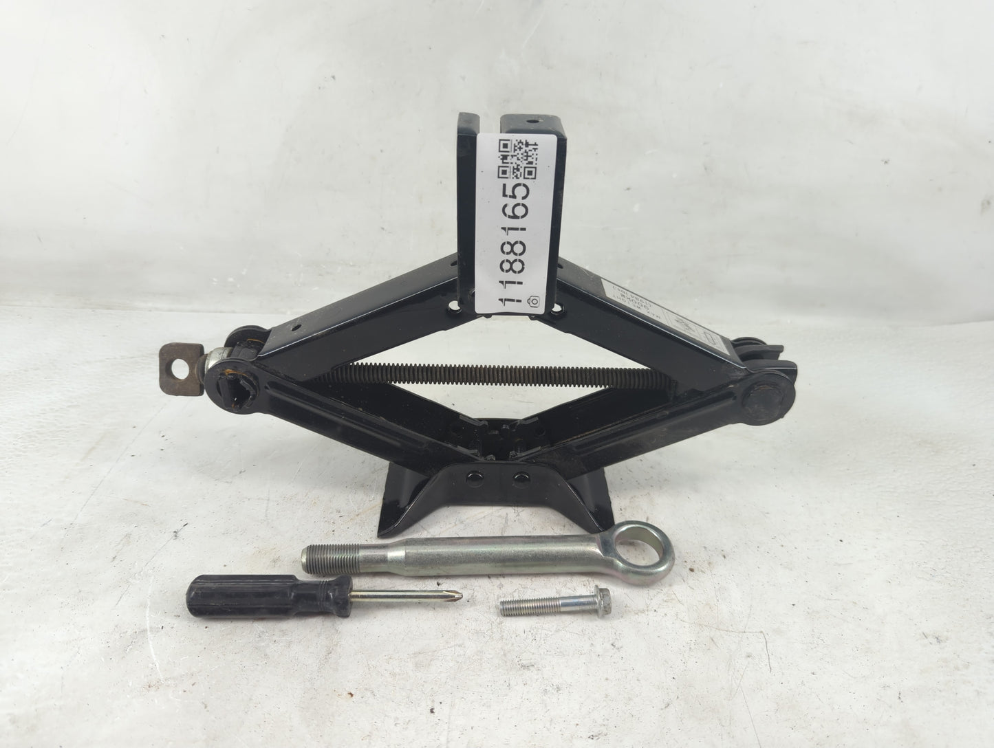 2010 Subaru Legacy Spare Scissor Car Jack - Oemusedautoparts1.com