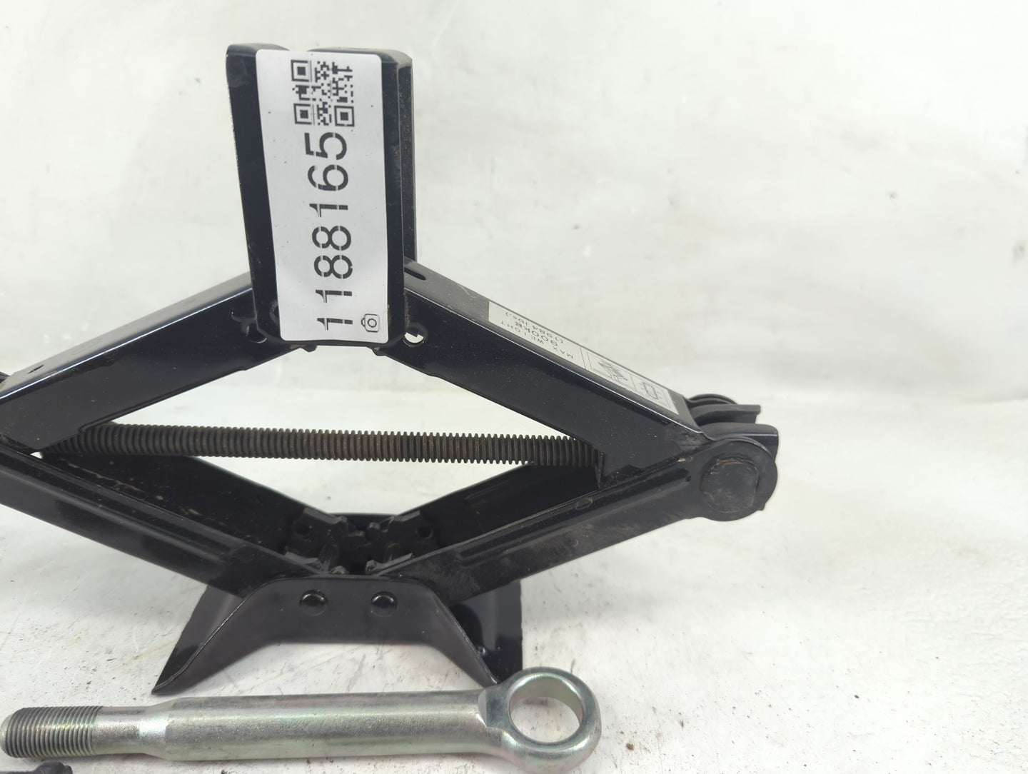 2010 Subaru Legacy Spare Scissor Car Jack - Oemusedautoparts1.com