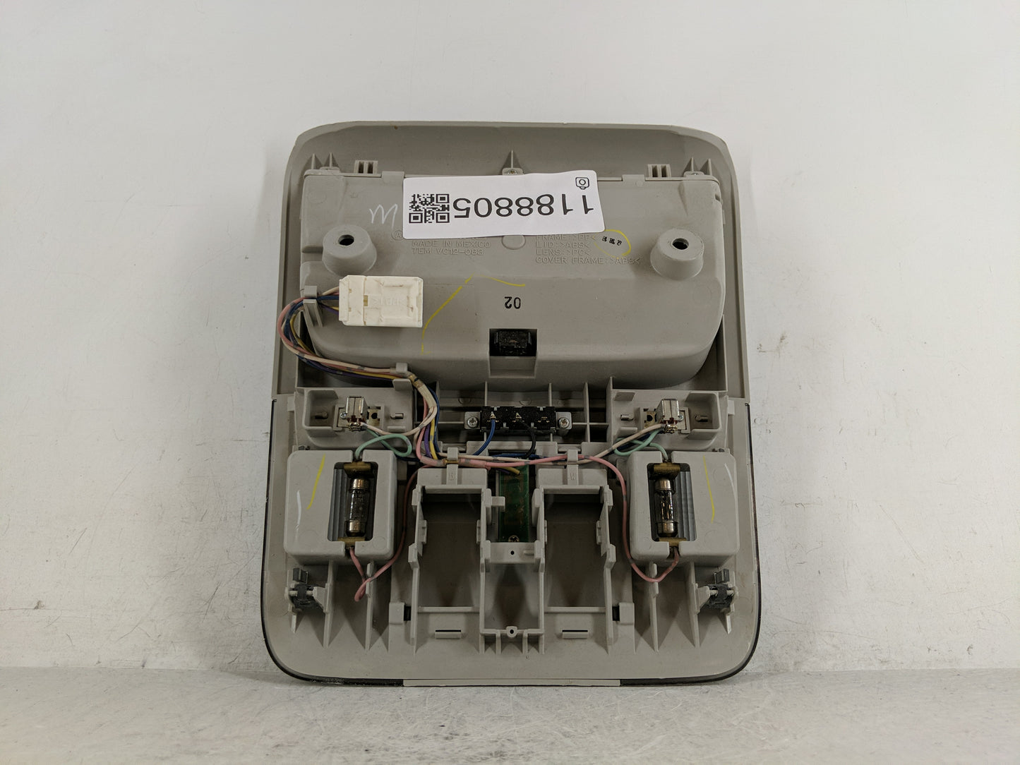 2010-2012 Subaru Legacy Overhead Roof Console 1188805 - Oemusedautoparts1.com