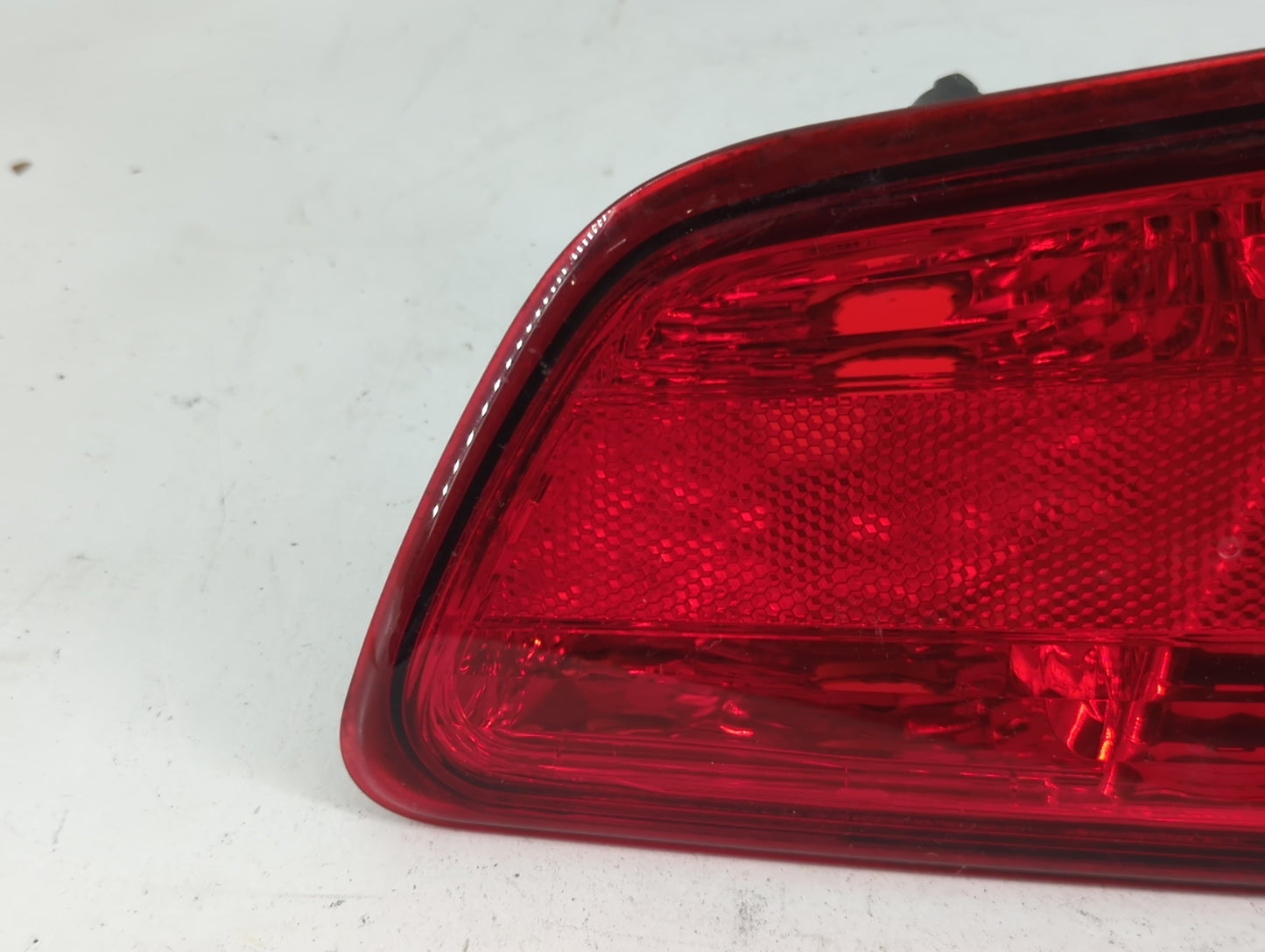 2010-2014 Subaru Legacy Tail Light Assembly Passenger Right OEM P/N:2PA 946 099 Fits Fits 2010 2011 2012 2013 2014 OEM Used 