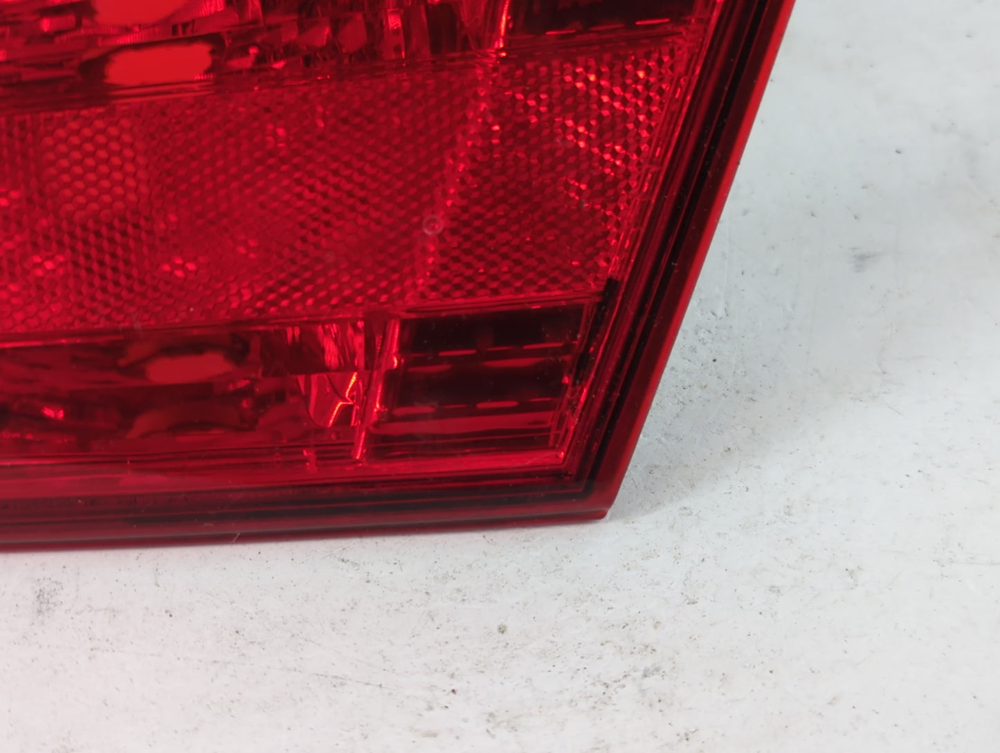 2010-2014 Subaru Legacy Tail Light Assembly Passenger Right OEM P/N:2PA 946 099 Fits Fits 2010 2011 2012 2013 2014 OEM Used 