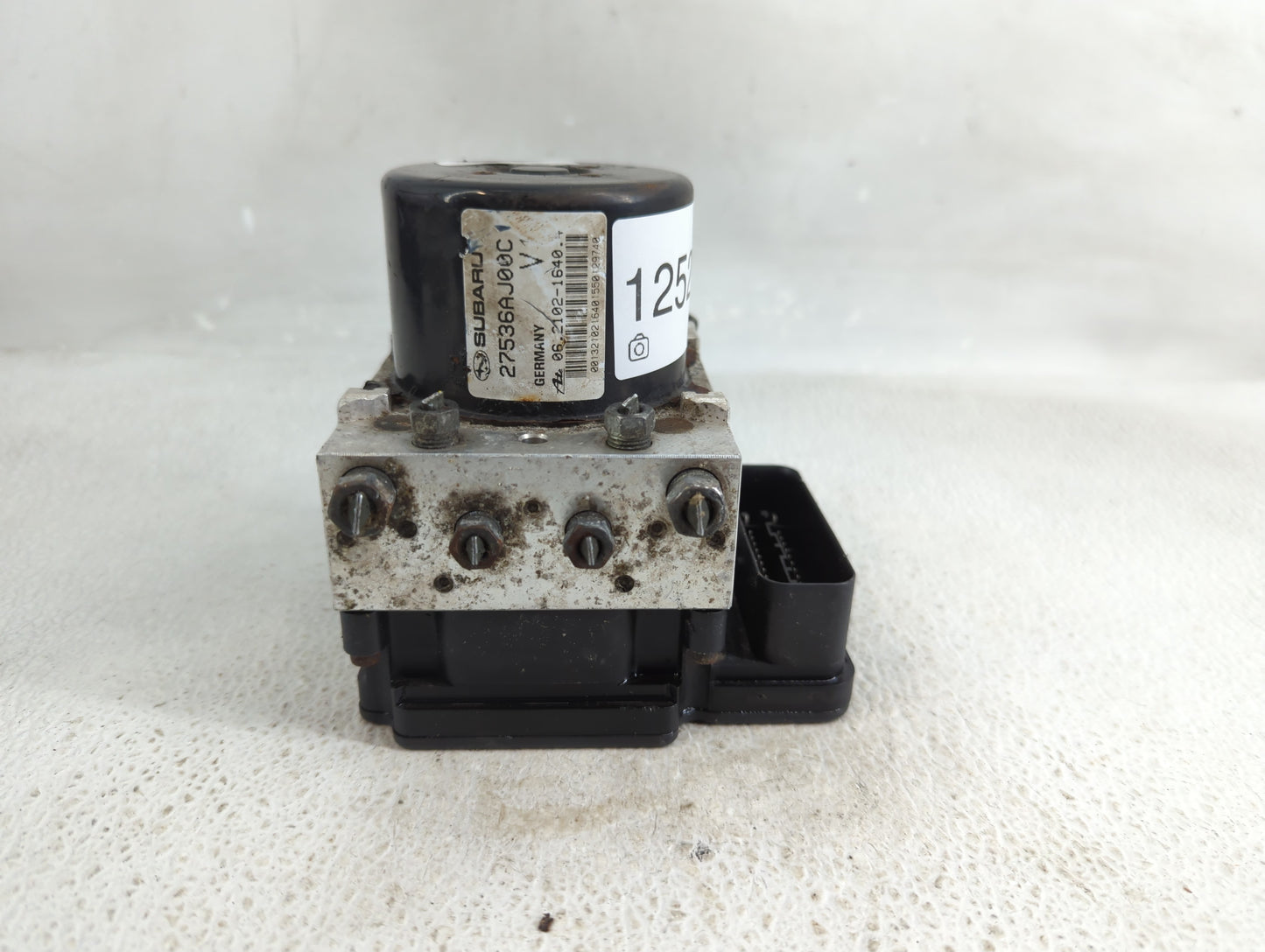 2010-2011 Subaru Legacy ABS Pump Control Module Replacement P/N:0013210216401550129740 Fits Fits 2010 2011 OEM Used Auto Par