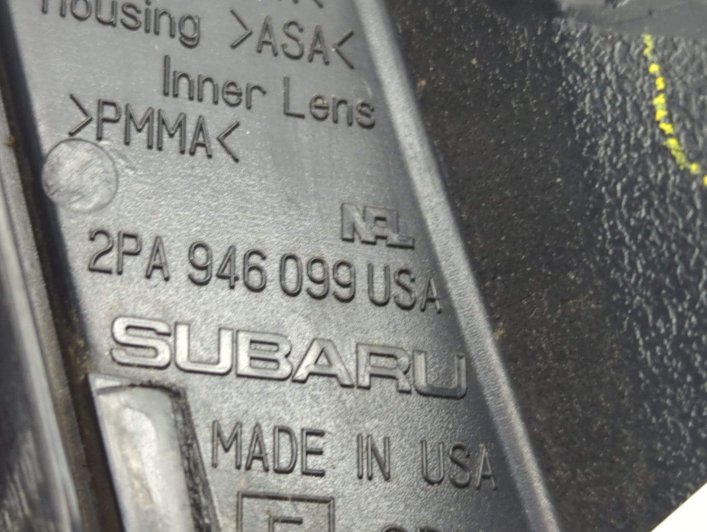 2010-2014 Subaru Legacy Tail Light Assembly Passenger Right OEM P/N:2PA 946 099 Fits Fits 2010 2011 2012 2013 2014 OEM Used 