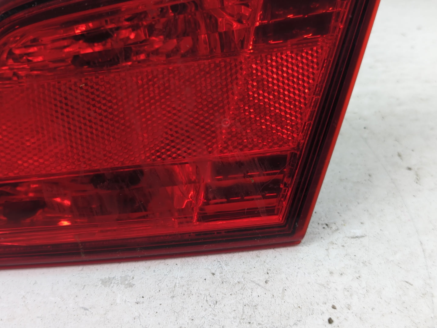 2010-2014 Subaru Legacy Tail Light Assembly Passenger Right OEM P/N:2PA 946 099 Fits Fits 2010 2011 2012 2013 2014 OEM Used 