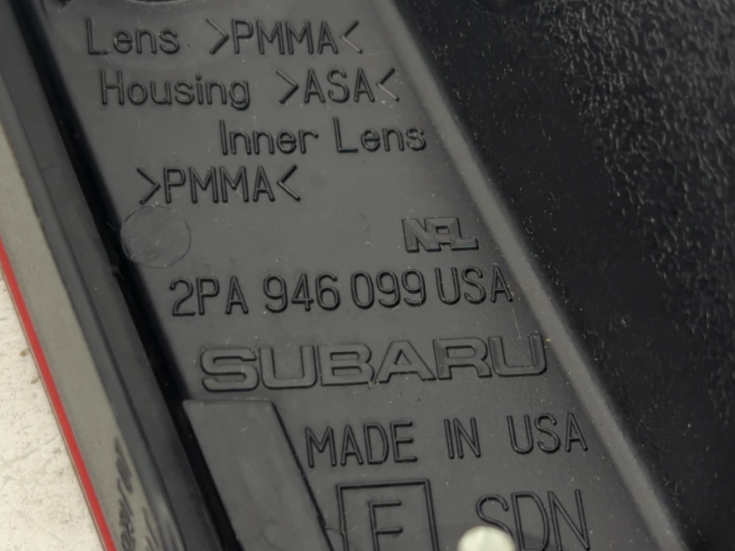 2010-2014 Subaru Legacy Tail Light Assembly Passenger Right OEM P/N:2PA 946 099 Fits Fits 2010 2011 2012 2013 2014 OEM Used 