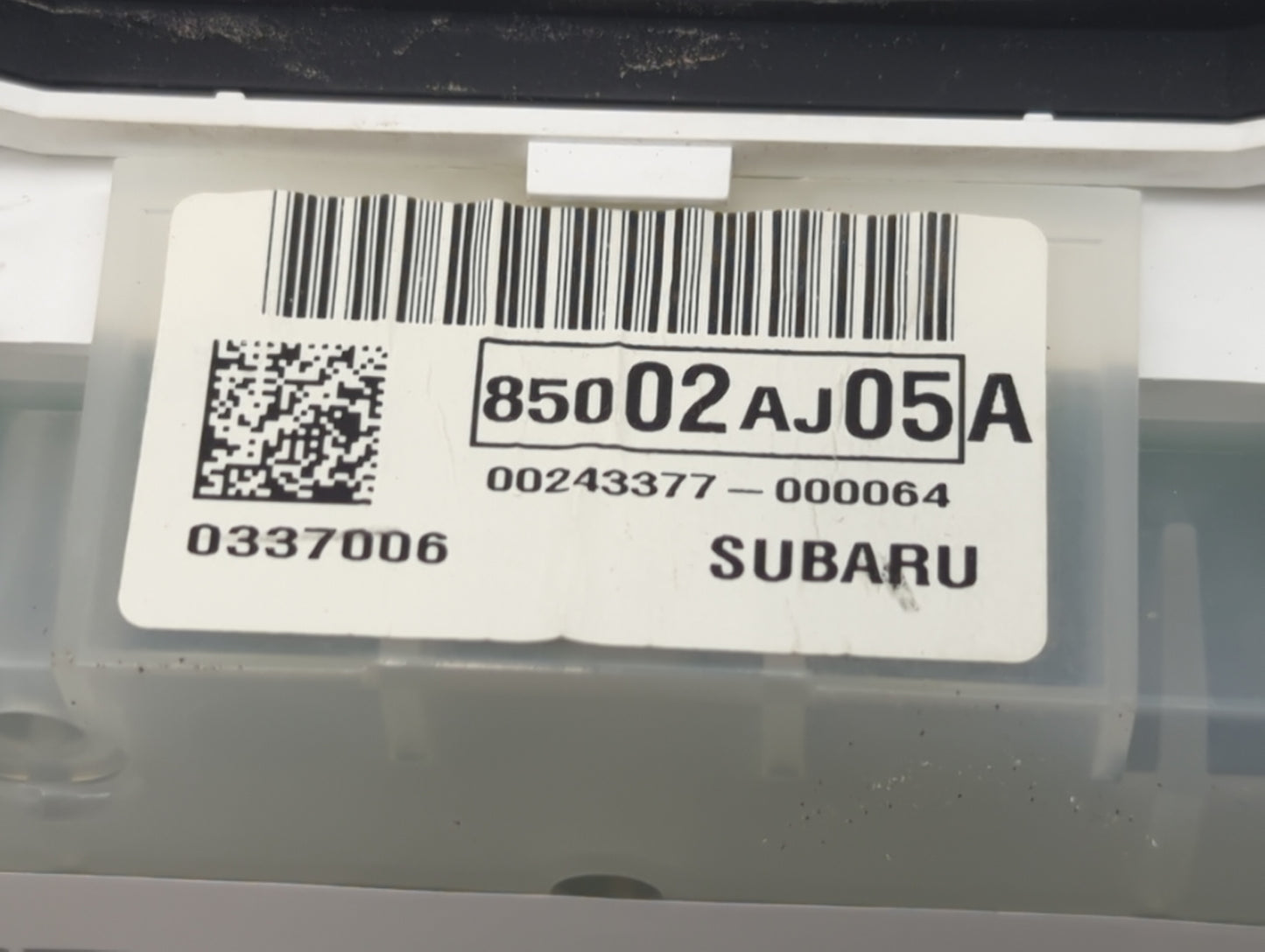 2010 Subaru Legacy Instrument Cluster Speedometer Gauges P/N:85002AJ05A Fits OEM Used Auto Parts - Oemusedautoparts1.com