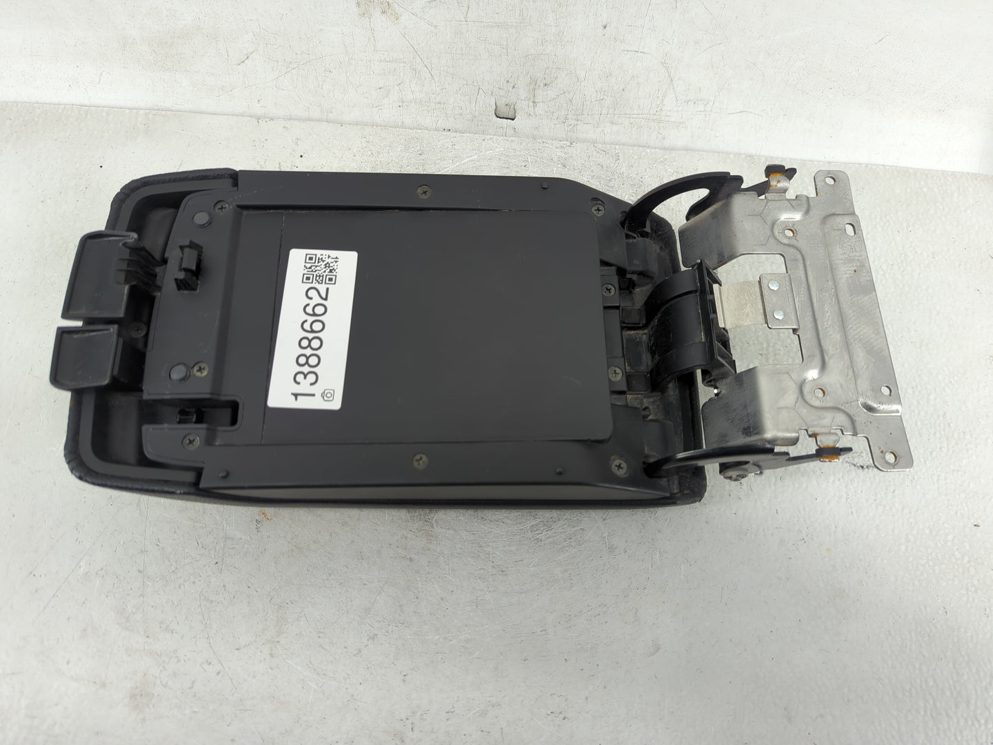 2010 Subaru Legacy Center Console Armrest Cover Lid Fits OEM Used Auto Parts - Oemusedautoparts1.com