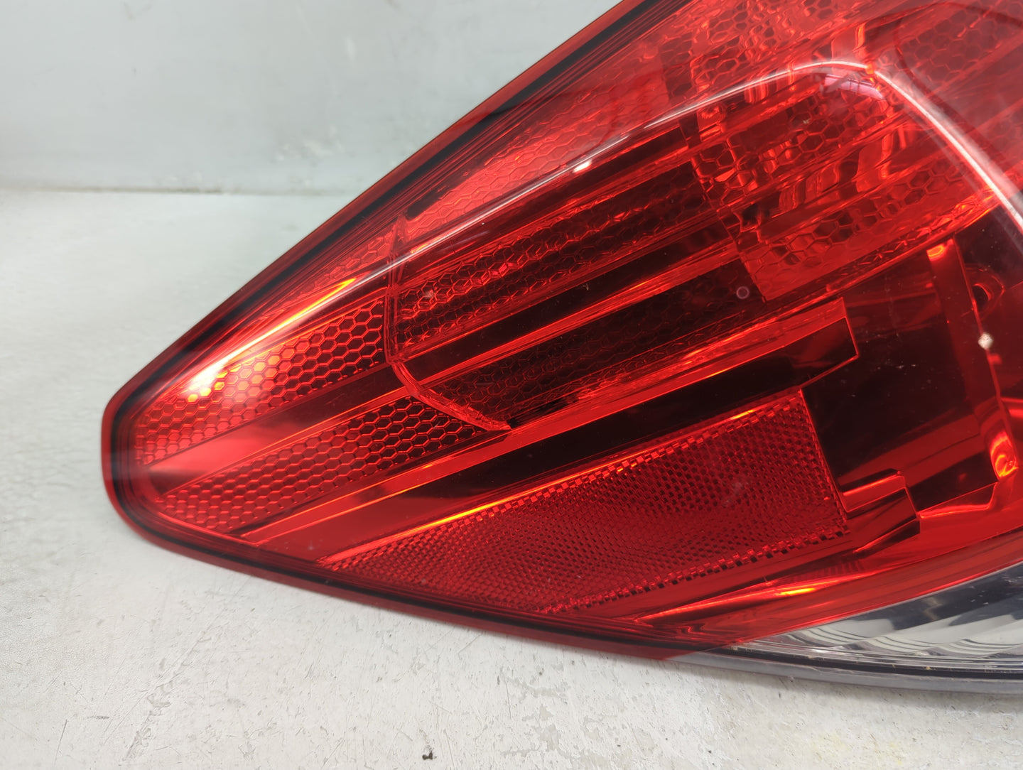 2010-2013 Subaru Legacy Tail Light Assembly Driver Left OEM P/N:2XL 946 093 Fits Fits 2010 2011 2012 2013 OEM Used Auto Part