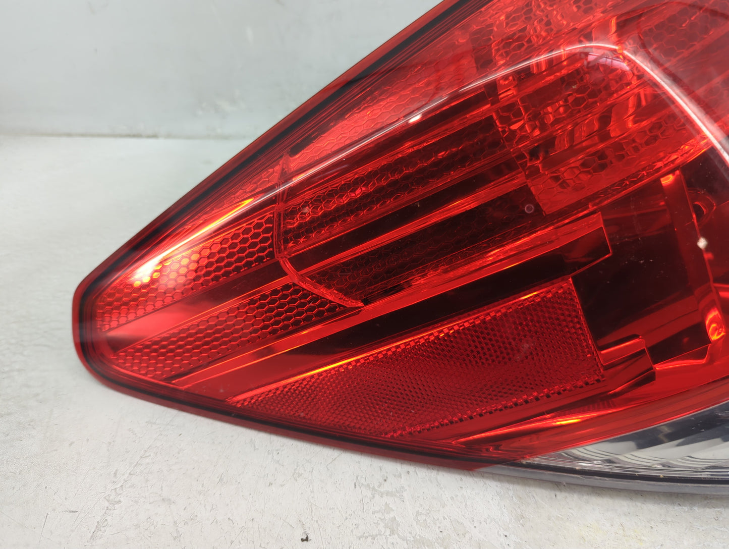 2010-2013 Subaru Legacy Tail Light Assembly Driver Left OEM P/N:2XL 946 093 Fits Fits 2010 2011 2012 2013 OEM Used Auto Part