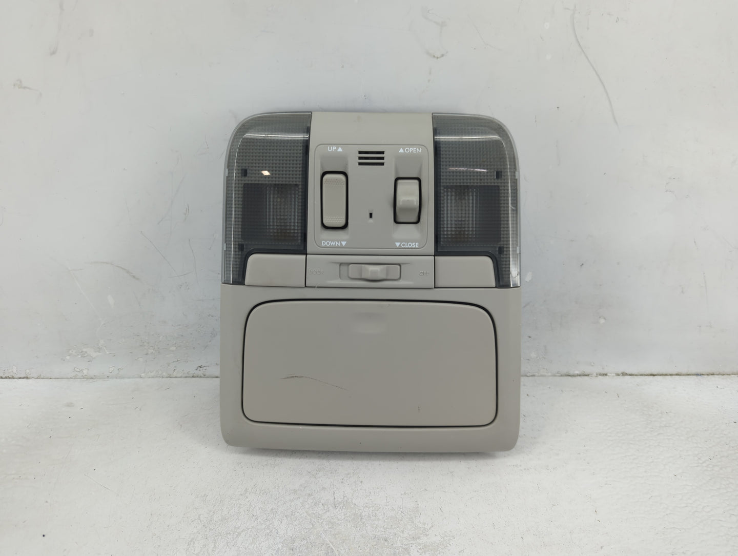 2010-2012 Subaru Legacy Overhead Roof Console 1388909 - Oemusedautoparts1.com