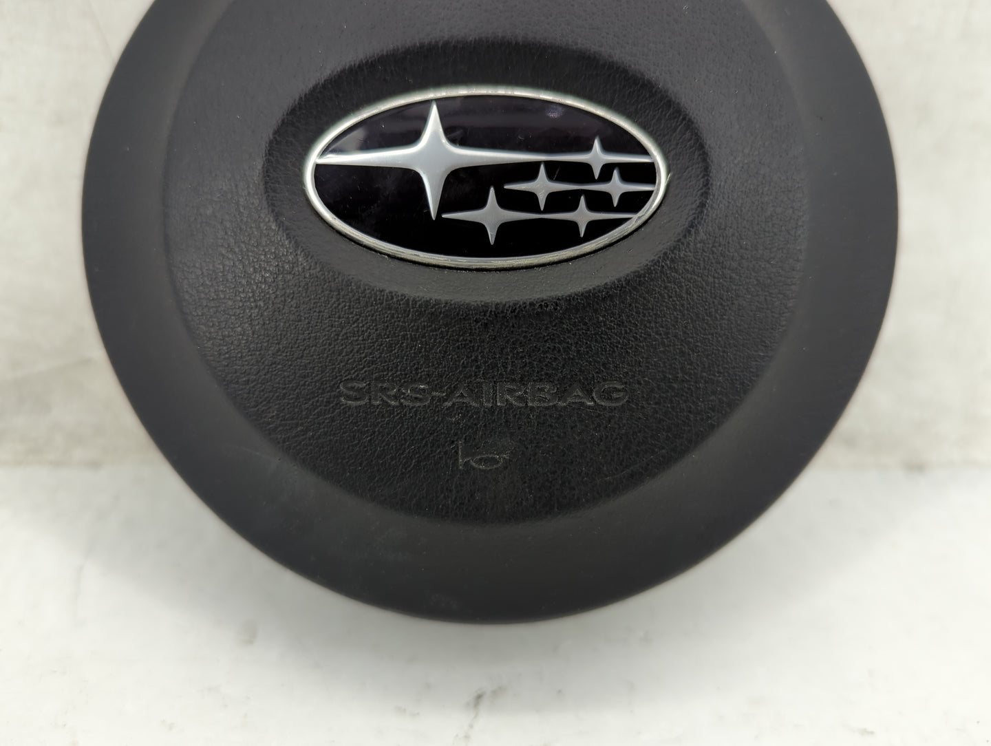 2010-2011 Subaru Legacy Air Bag Driver Left Steering Wheel Mounted Fits Fits 2010 2011 OEM Used Auto Parts - Oemusedautopart